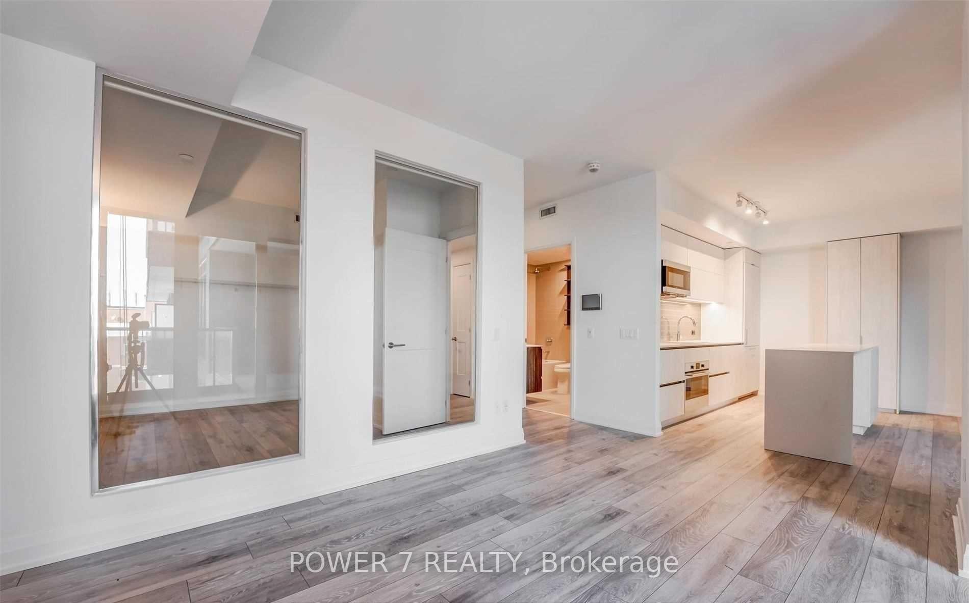 #1001 – 21 Park Street, Mississauga, ON L5G 1L7