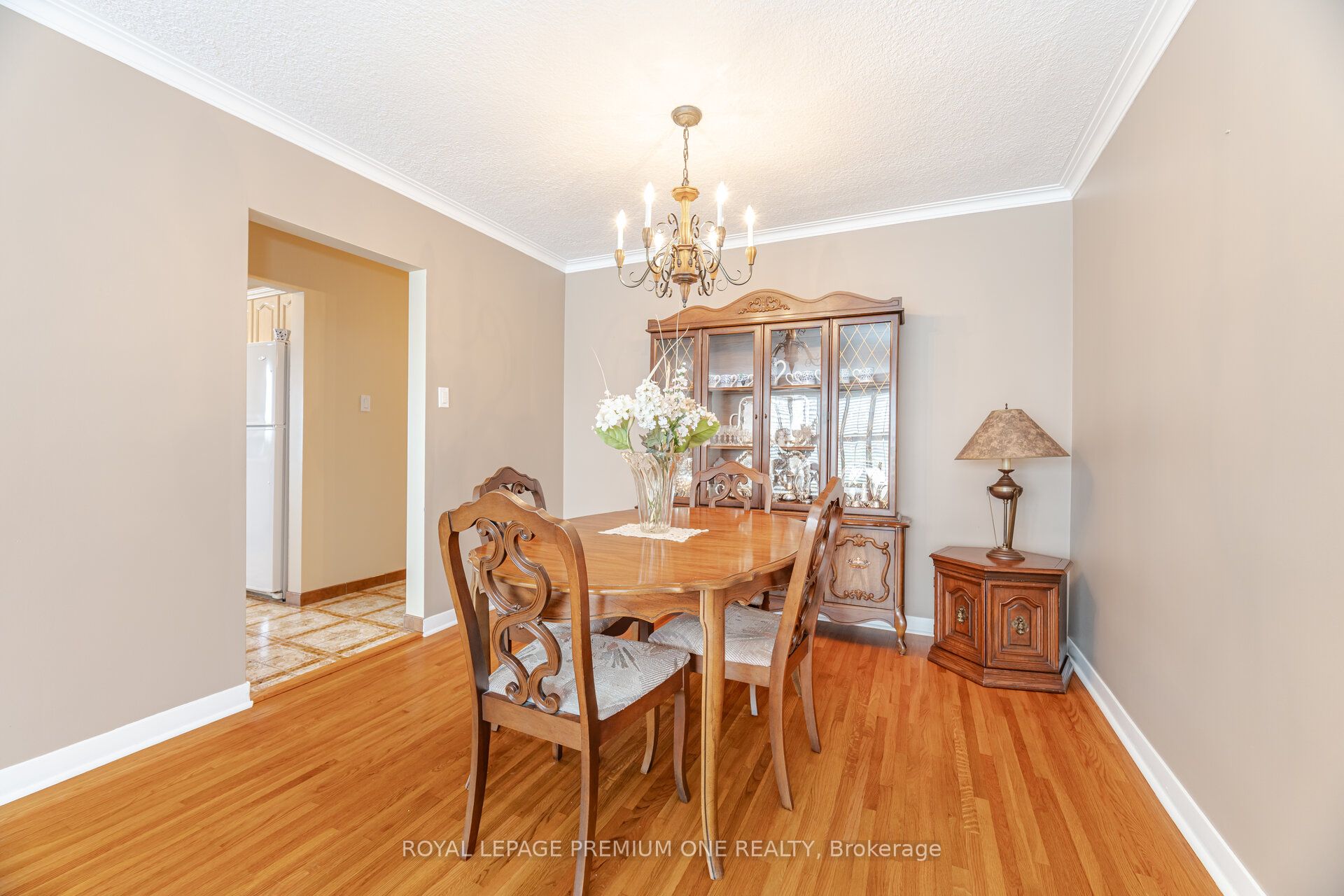 128 Hullmar Drive