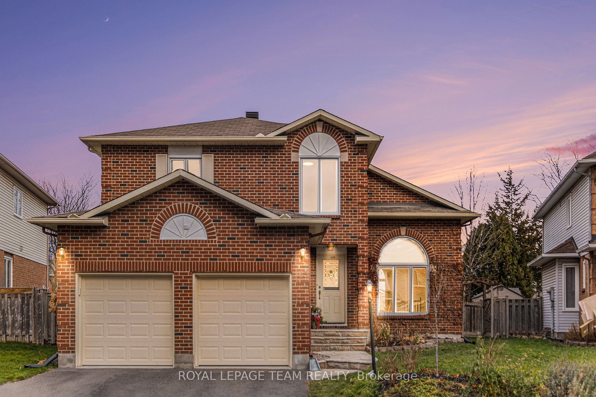 25 Long Gate Court, Barrhaven, ON K2J 4E7