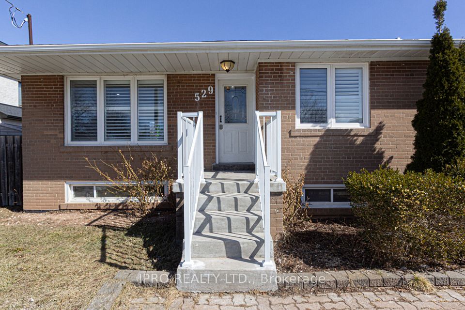 529 Trudale (UPPER) Court, Oakville, ON L6L 4H2