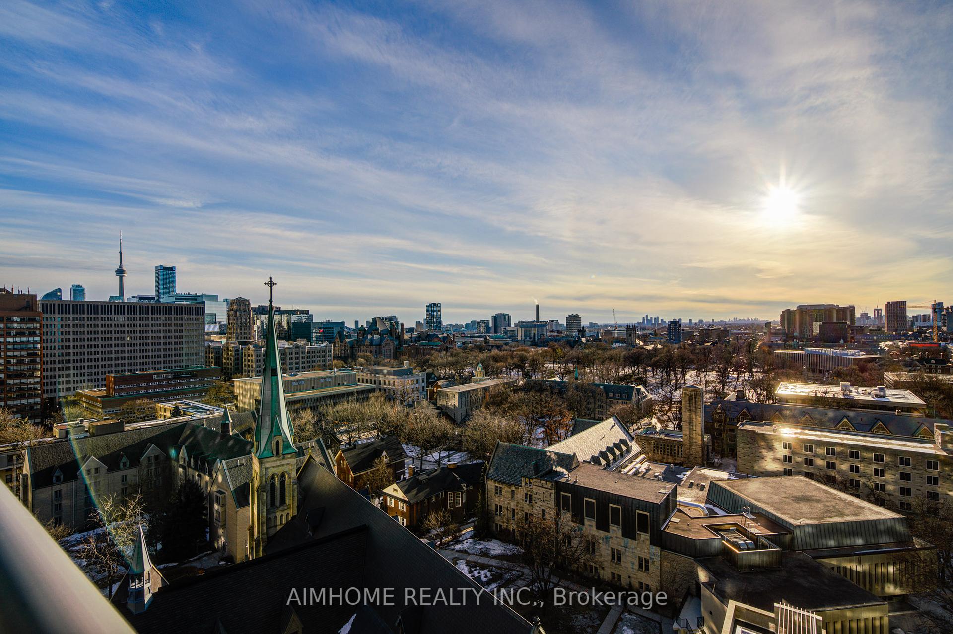 2 Bedrooms Condo at 1080 Bay, Toronto For sale