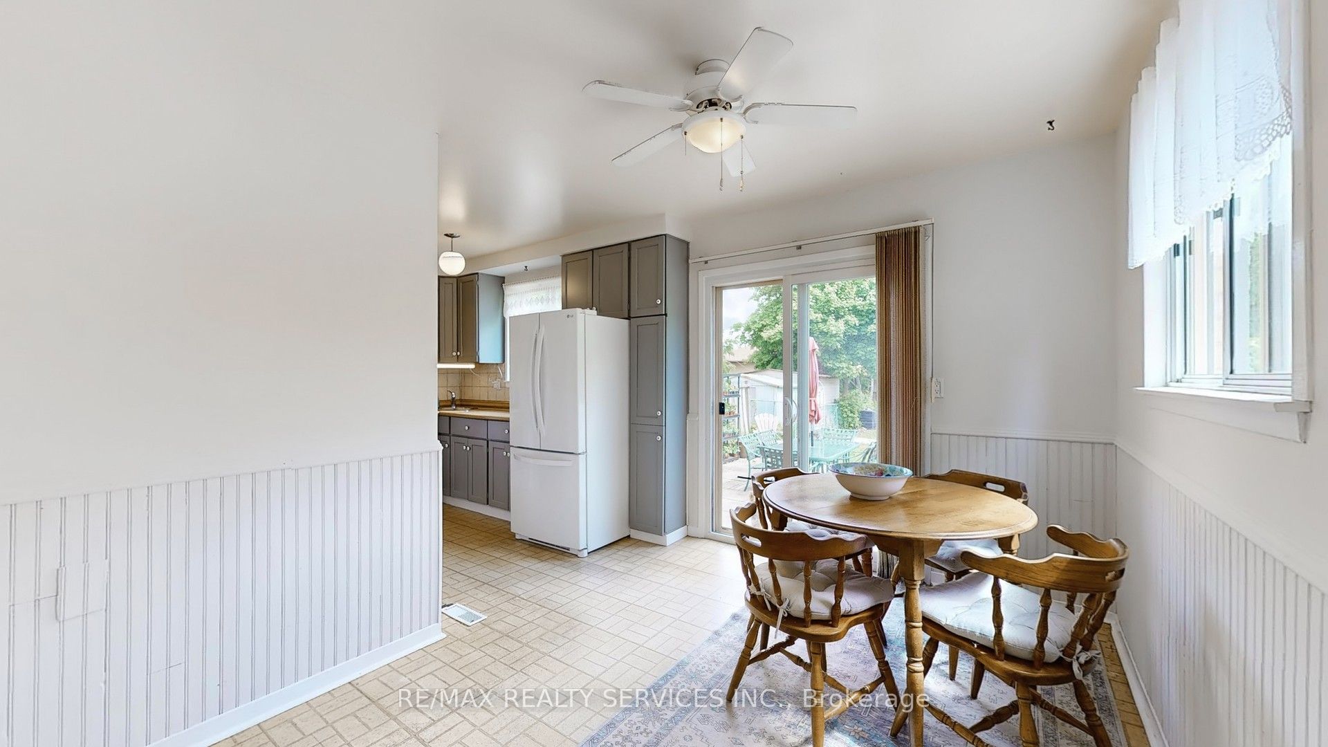 29 Gulliver Crescent