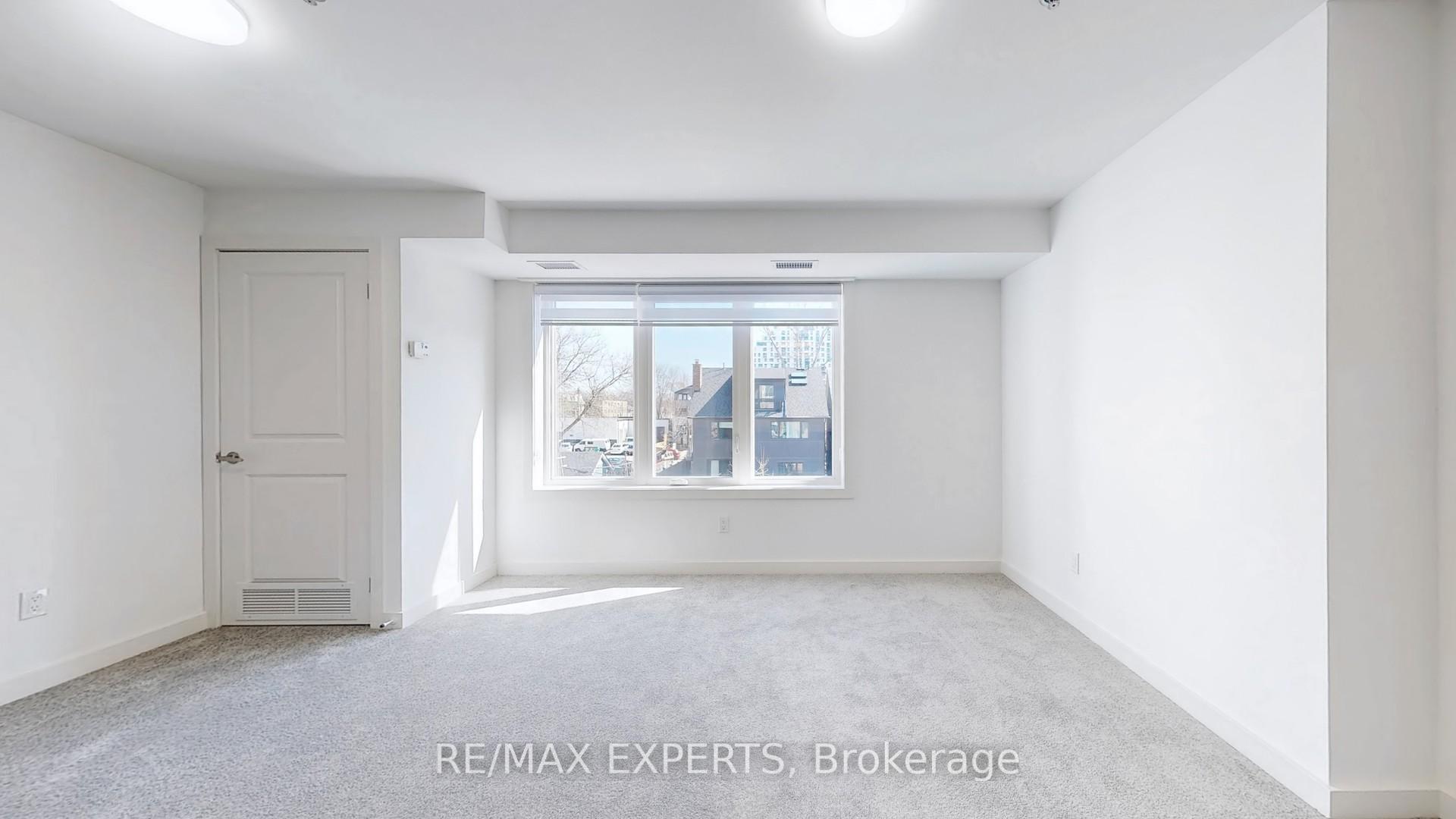 1 Bedroom Condo at 45 Connaught, Toronto For sale