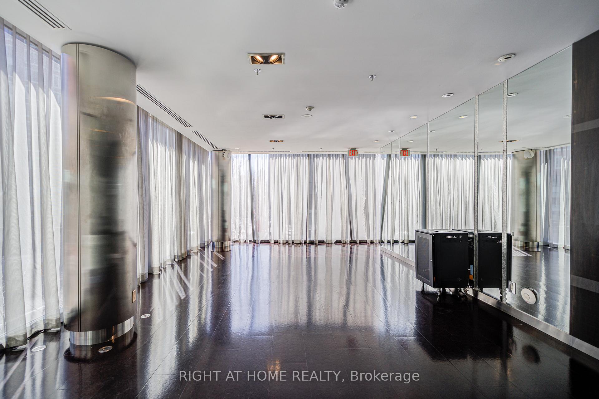 2 Bedrooms Condo at 28 Ted Rogers, Toronto For sale