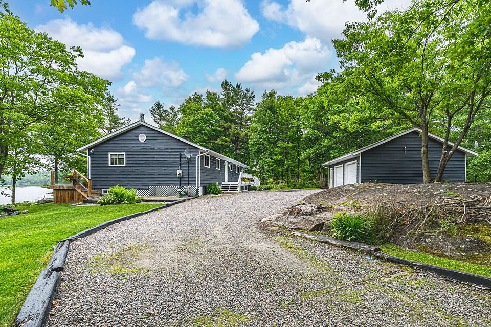 1008 Cove