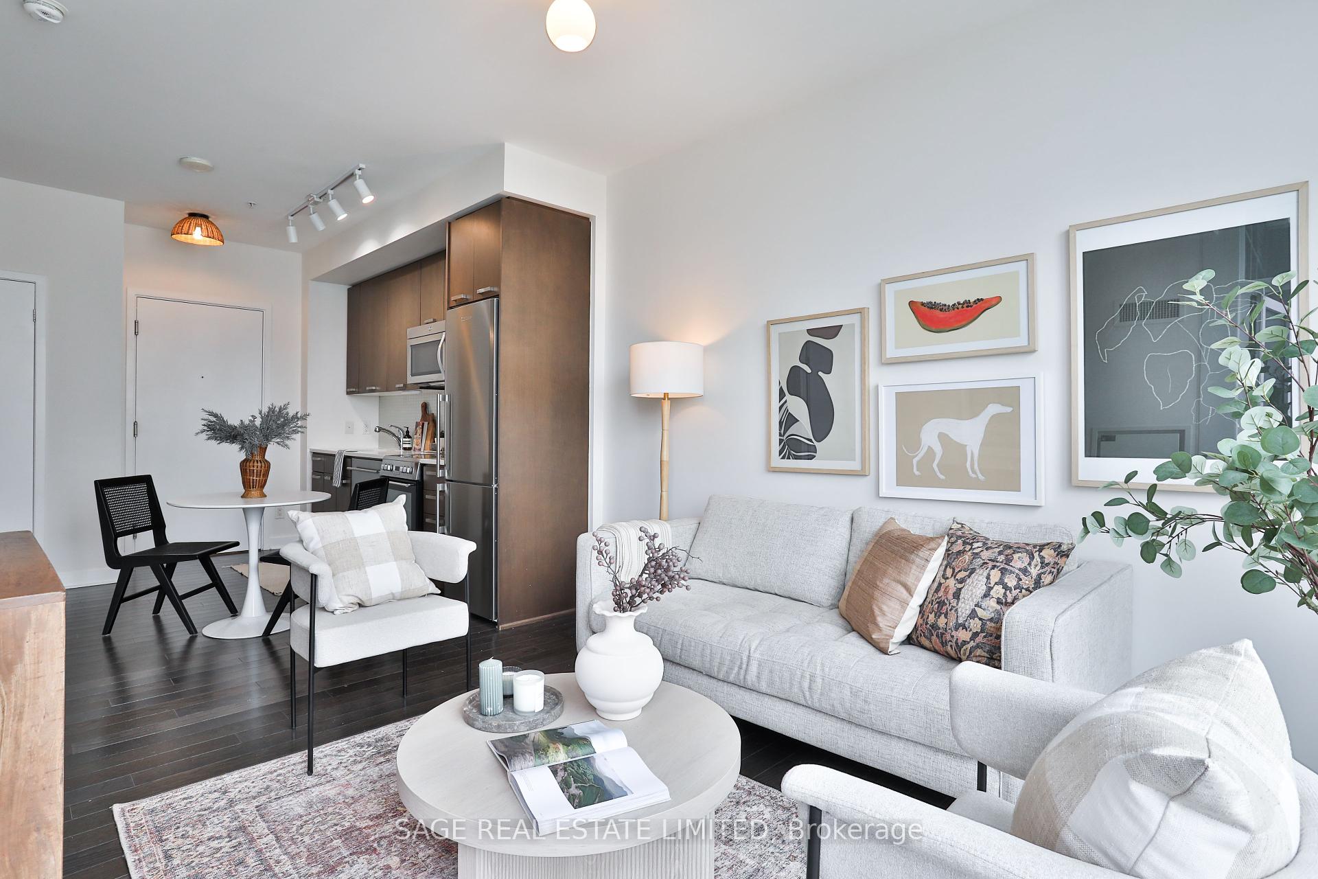 1 Bedroom Condo at 295 Adelaide,  Toronto For sale