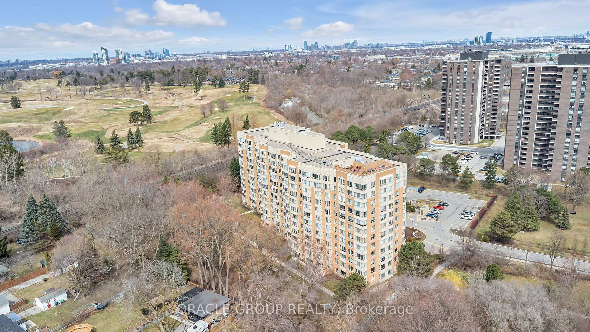 1 Bedroom Condo at 1485 Lakeshore,  Mississauga For sale