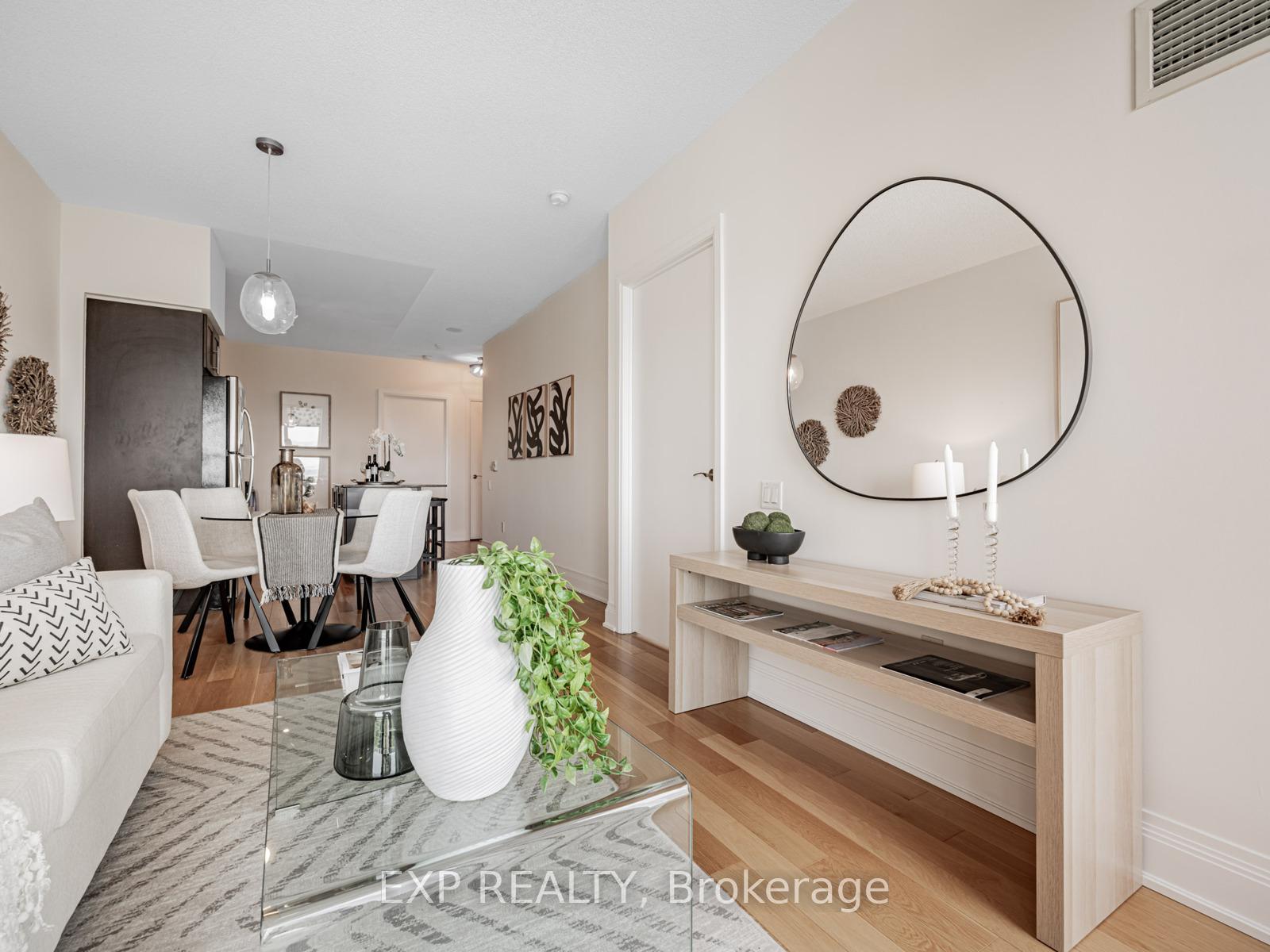 2 Bedrooms Condo at 2191 Yonge, Toronto For sale