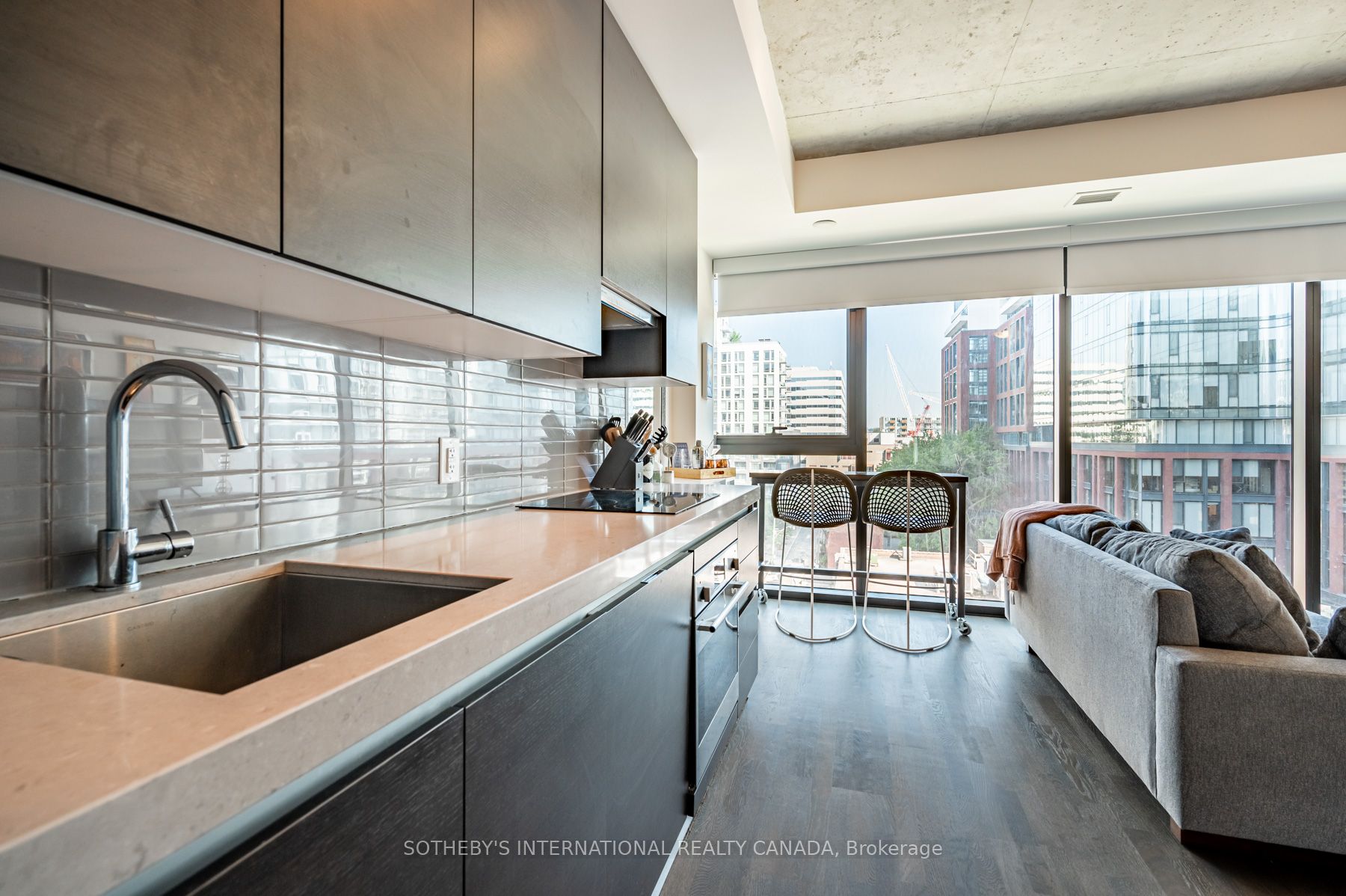 629 King Street W, #731