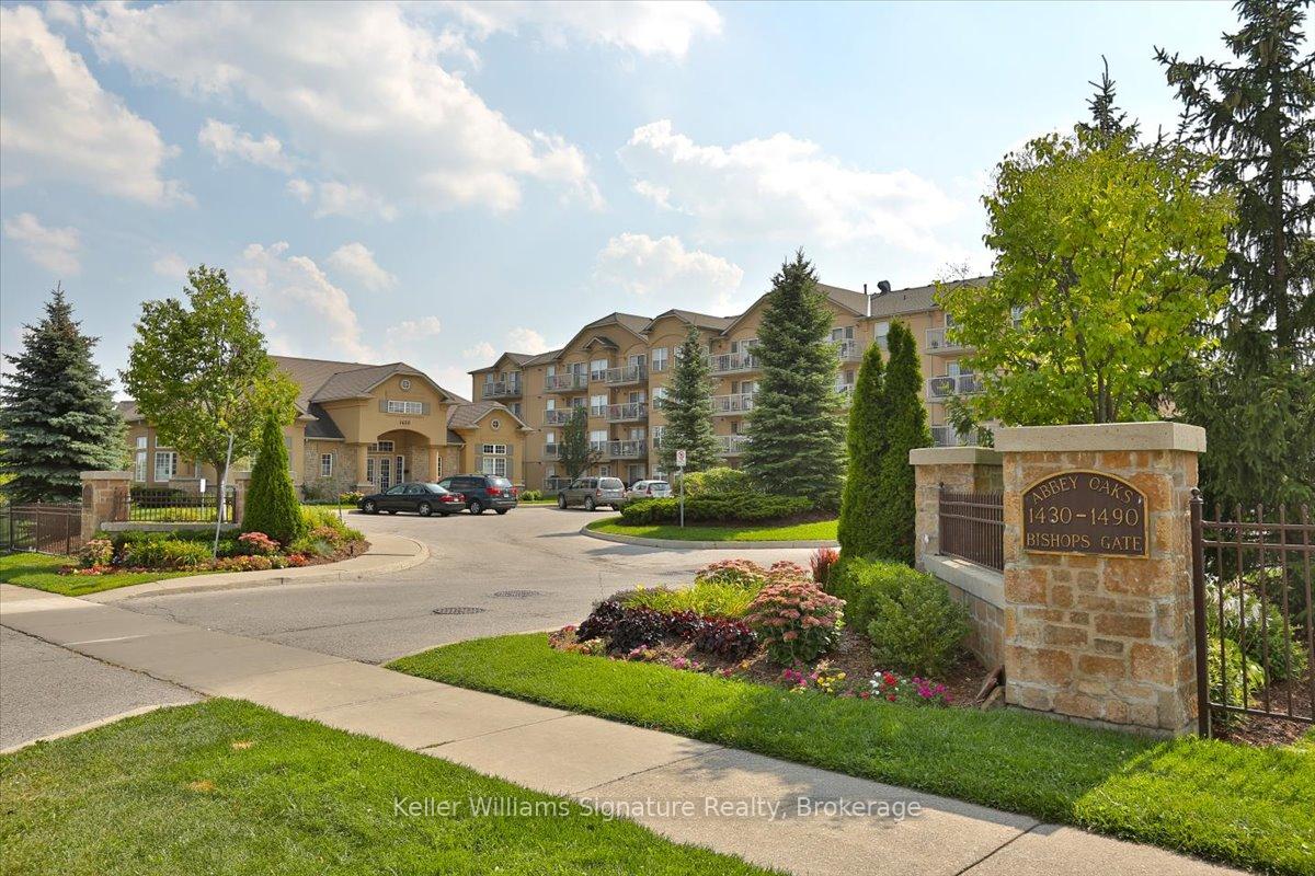 1 Bedroom Condo at 1470 Bishops, Oakville For sale