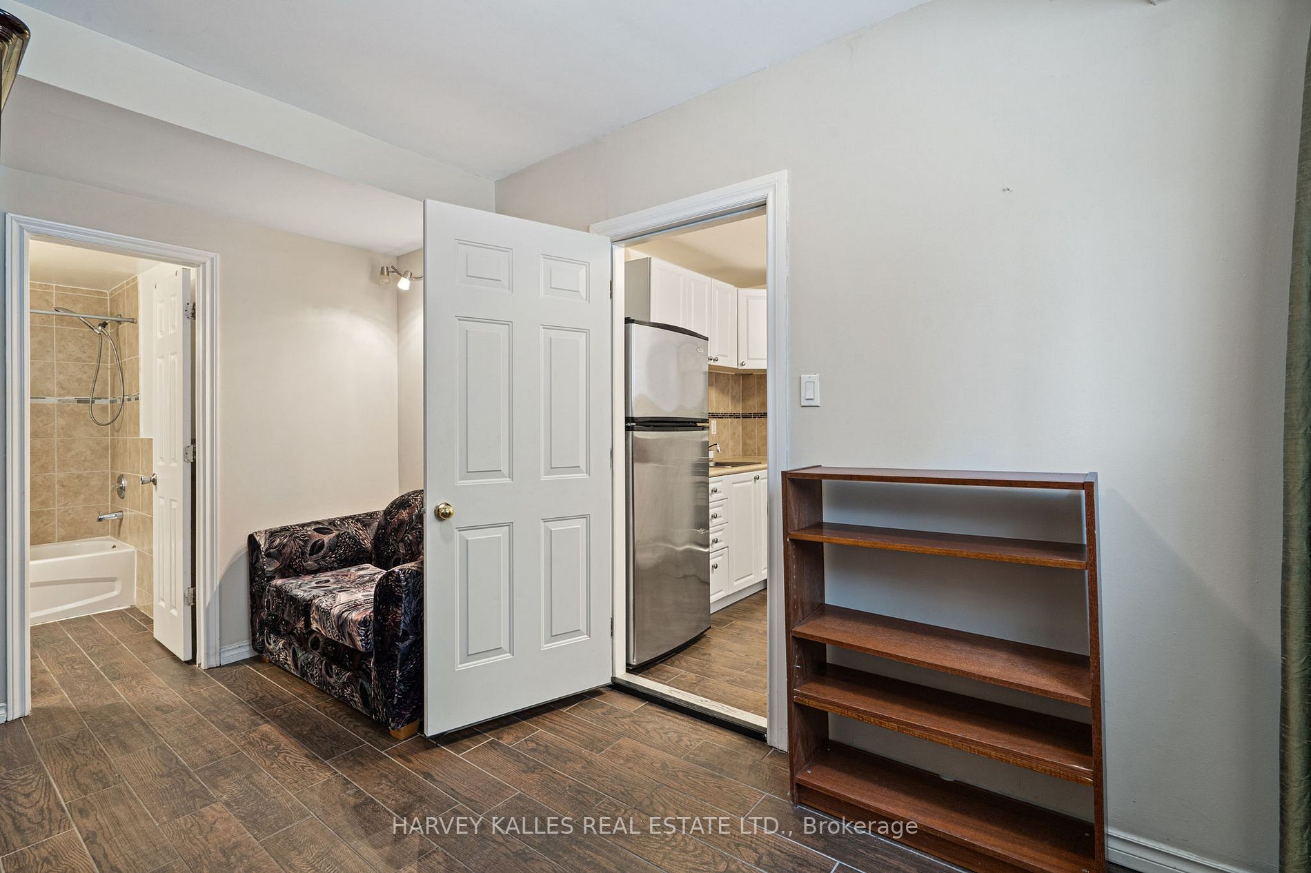 58 Garthdale Court W
