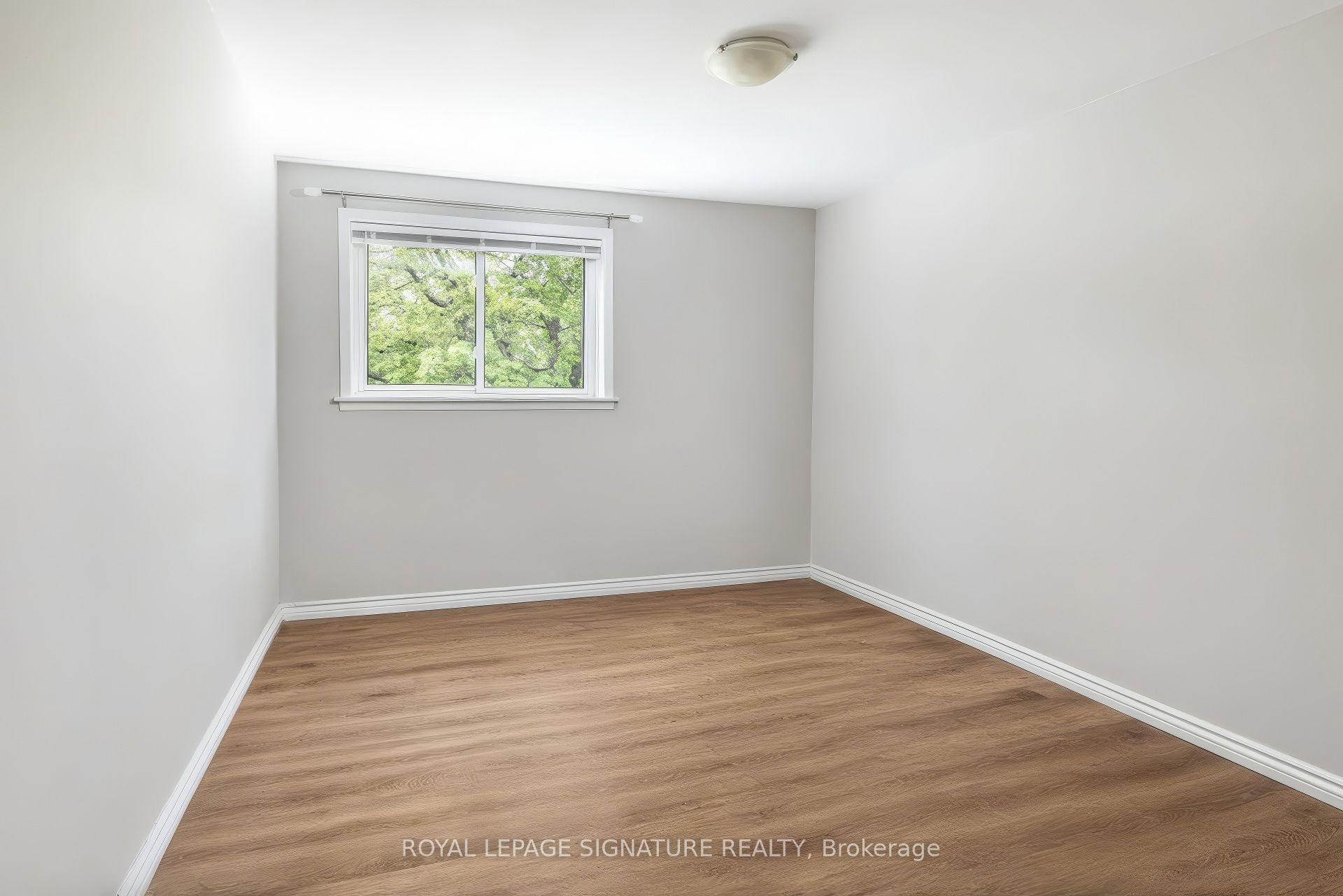 48 Jerman Street, #8