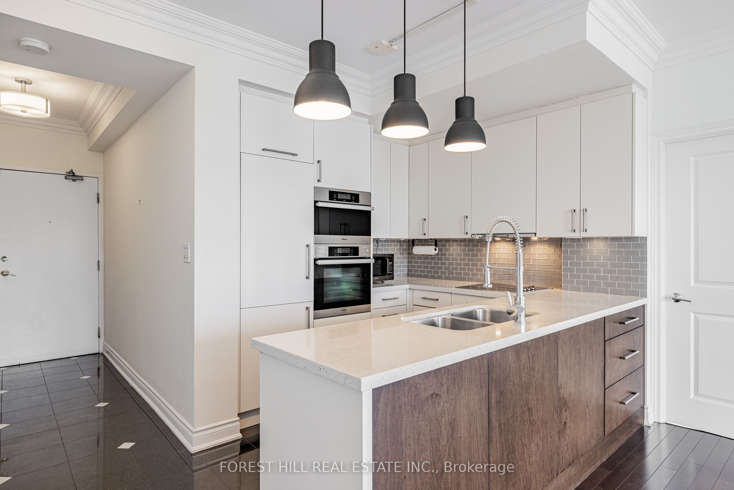 800 Spadina Road, #602