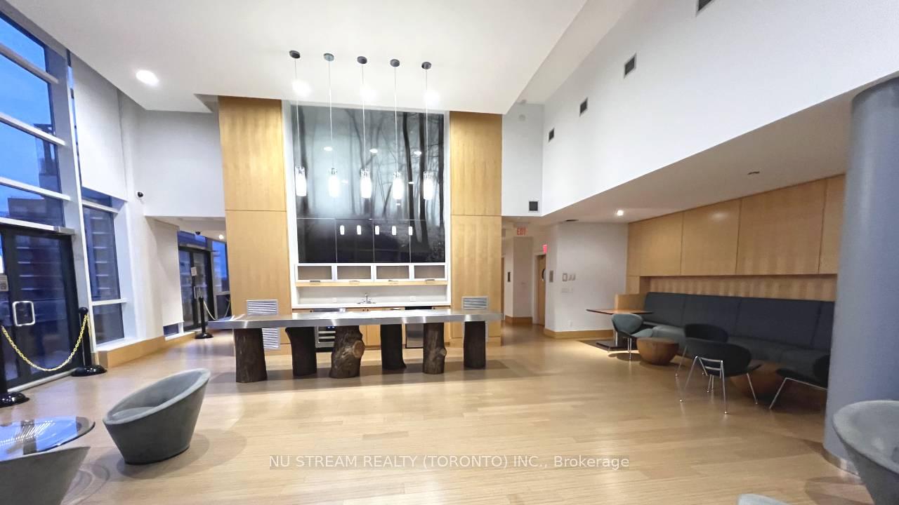 2 Bedrooms Condo at 2885 Bayview, Toronto For sale