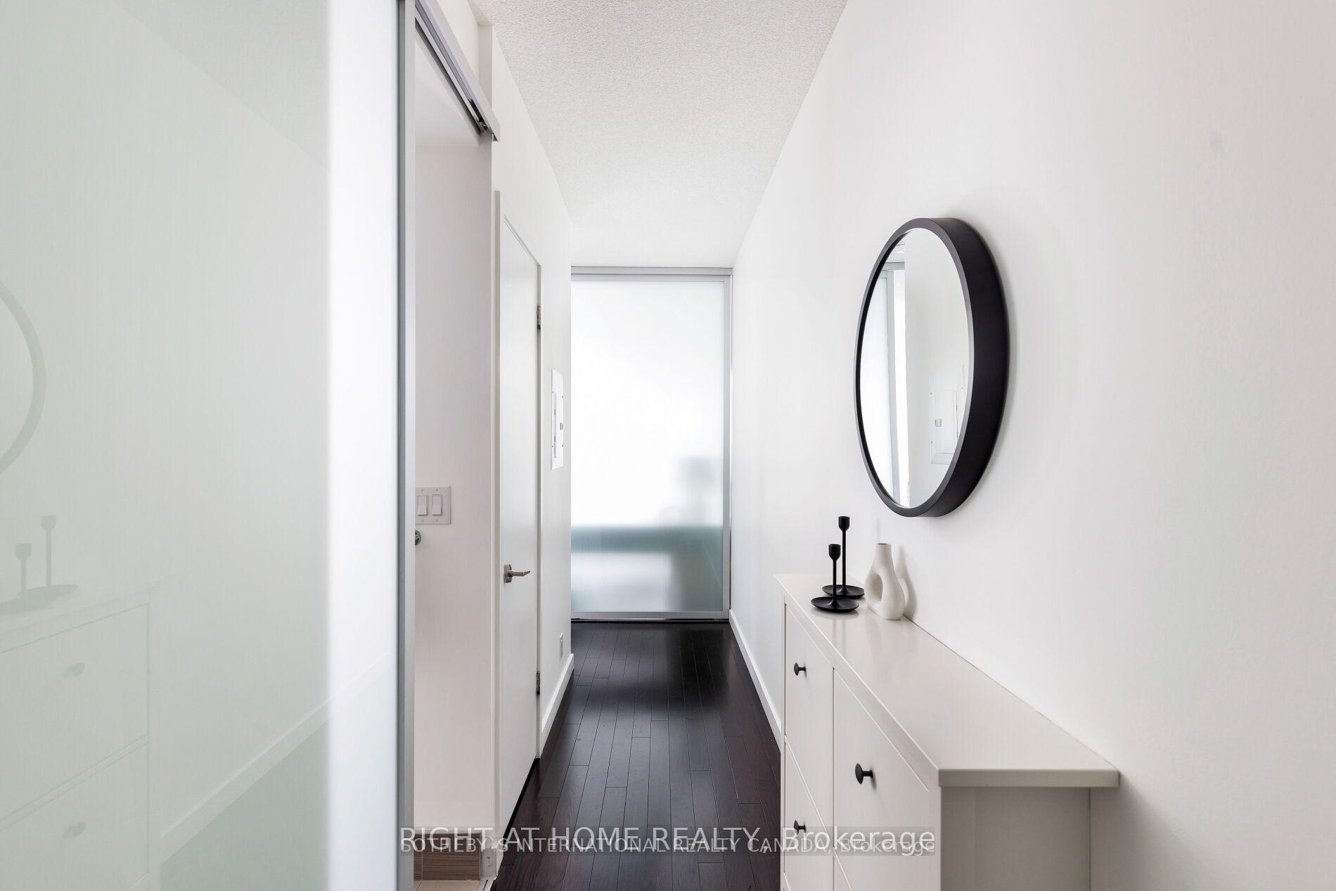 2 Bedrooms Condo at 390 Cherry, Toronto For sale