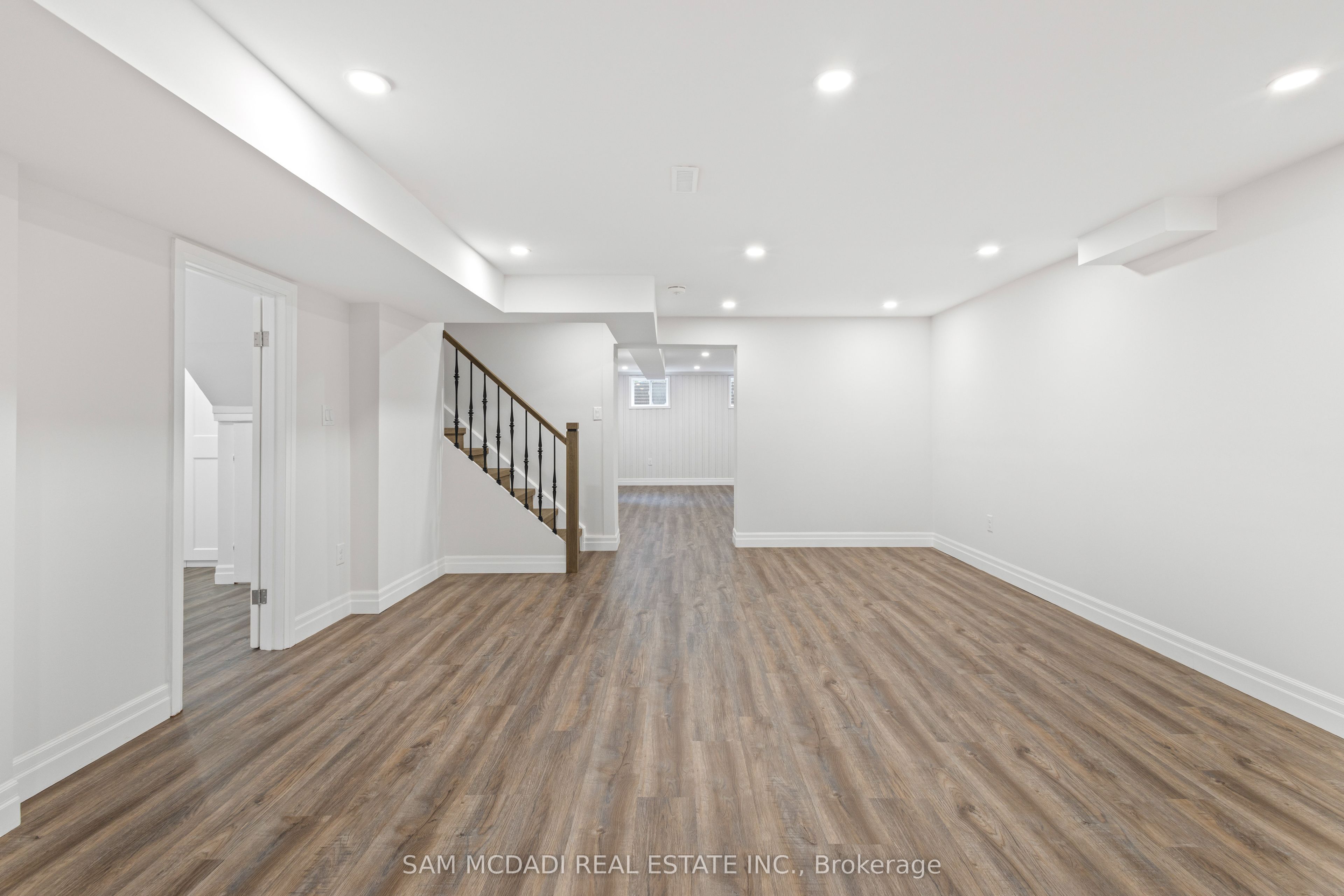 2535 Robin Drive