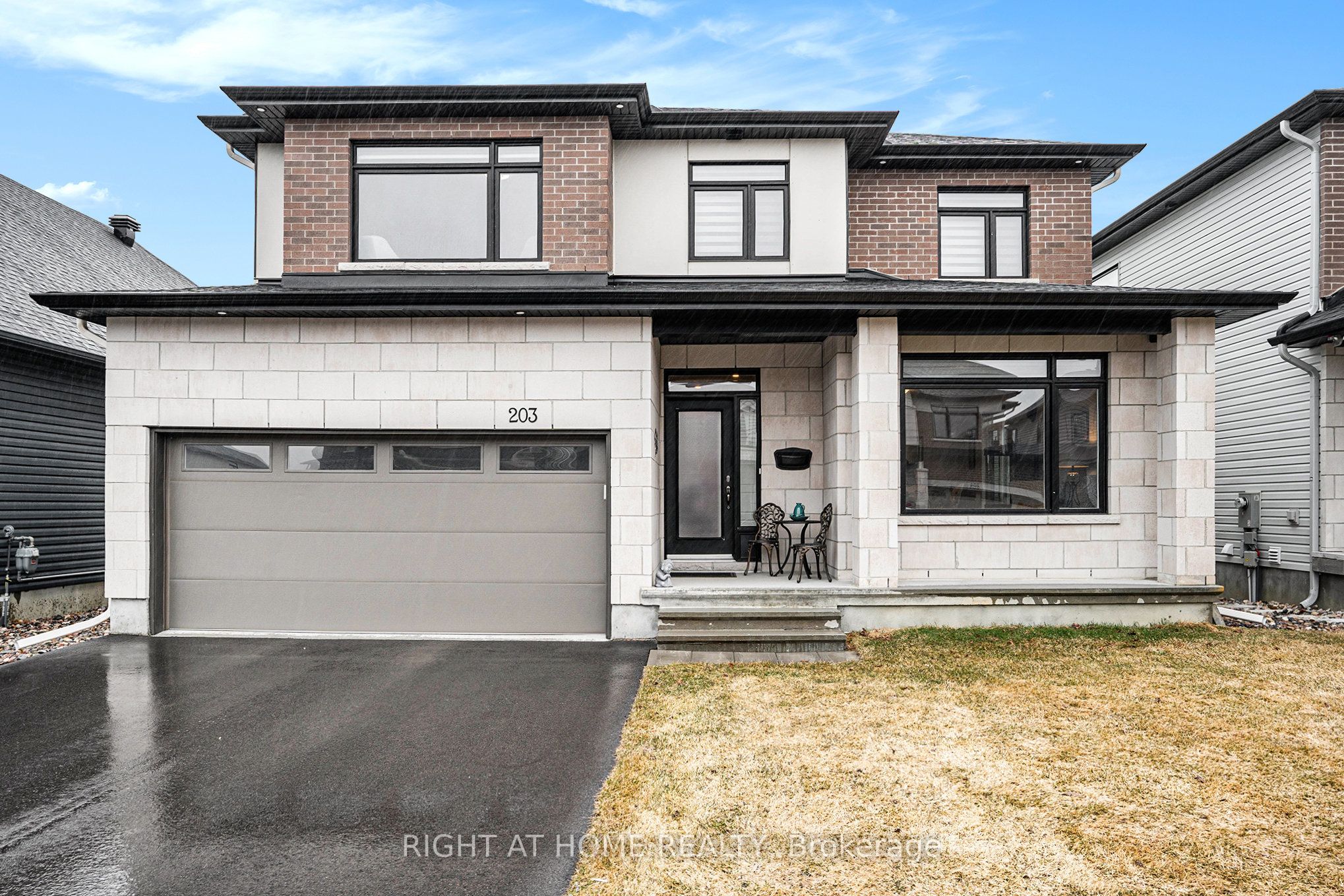 203 Osterley Way, StittsvilleMunsterRichmond, ON K2S 2N6