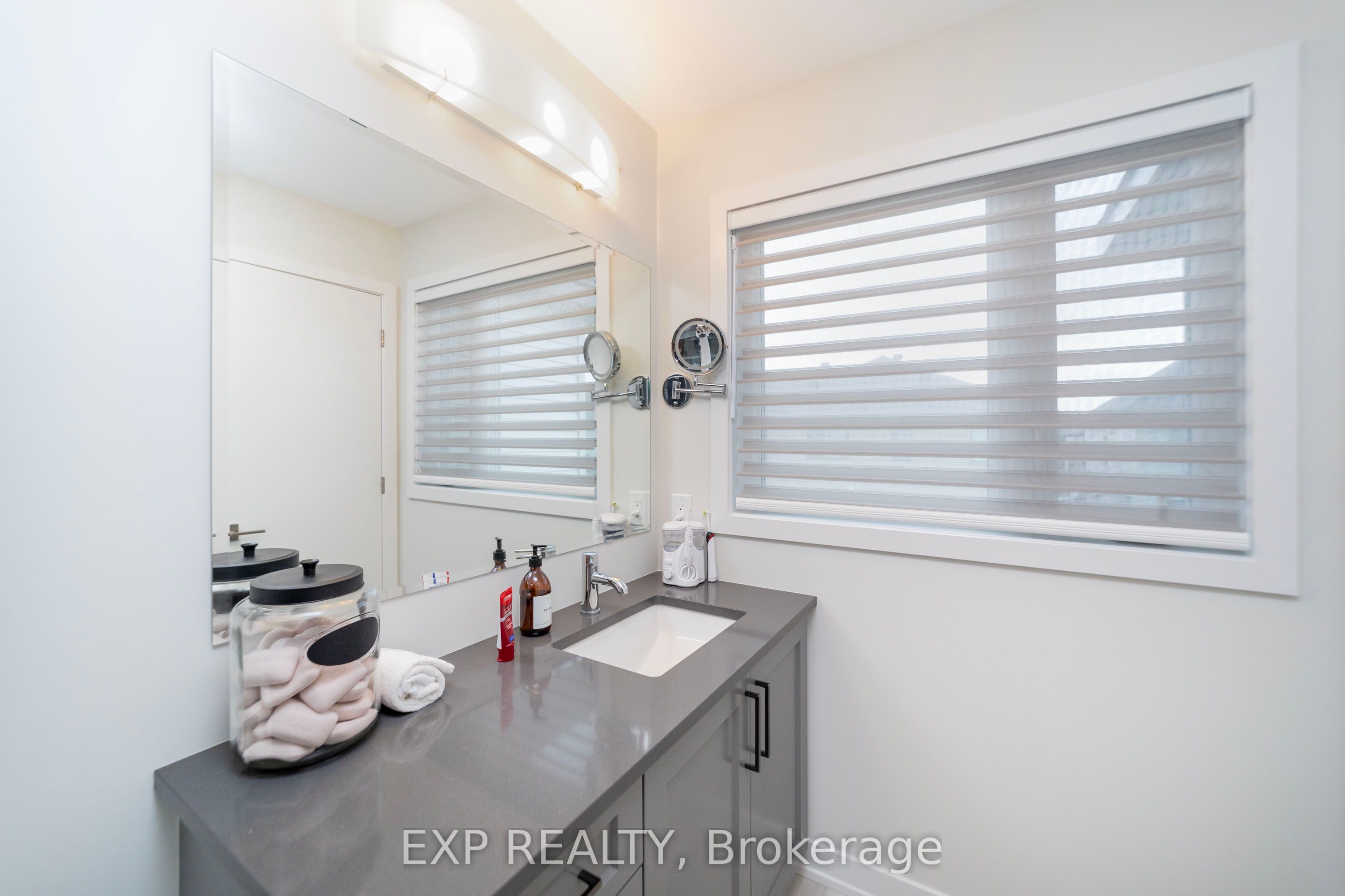 230 FINSBURY Avenue, Stittsville - Munster - Richmond 8203 - Stittsville (South)
