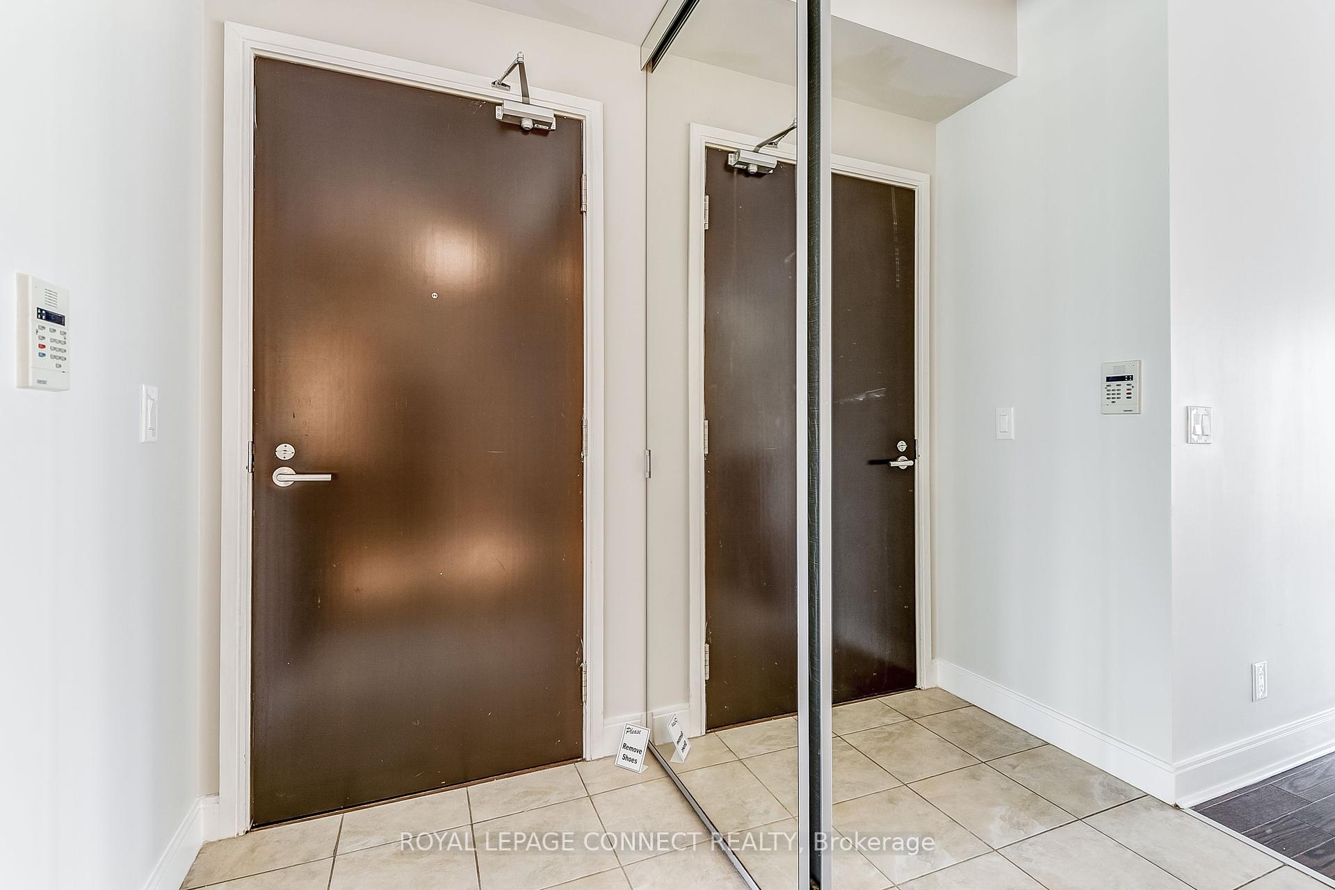 2 Bedrooms Condo at 825 Church, Toronto For sale