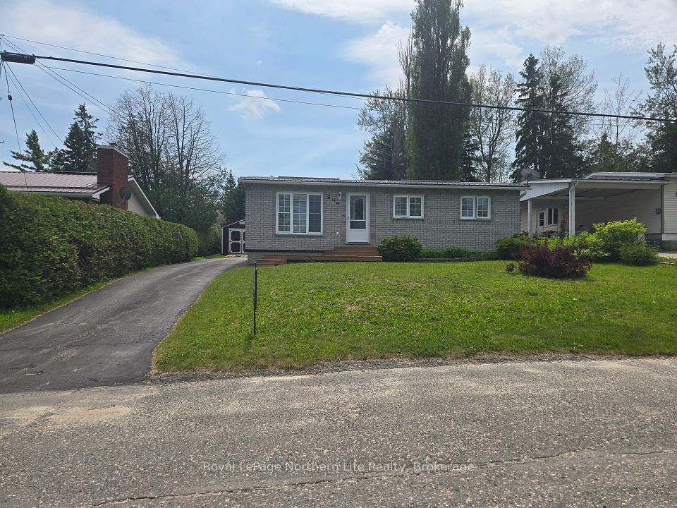 544 Broadwood