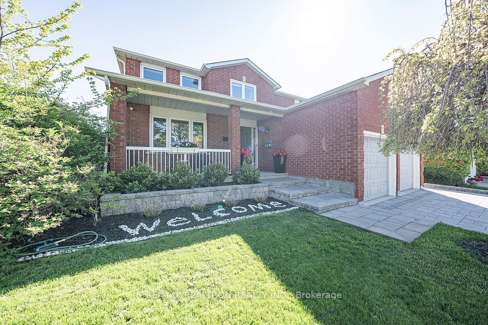 221 Old Orchard Circle, Oakville, ON L6H 4N6