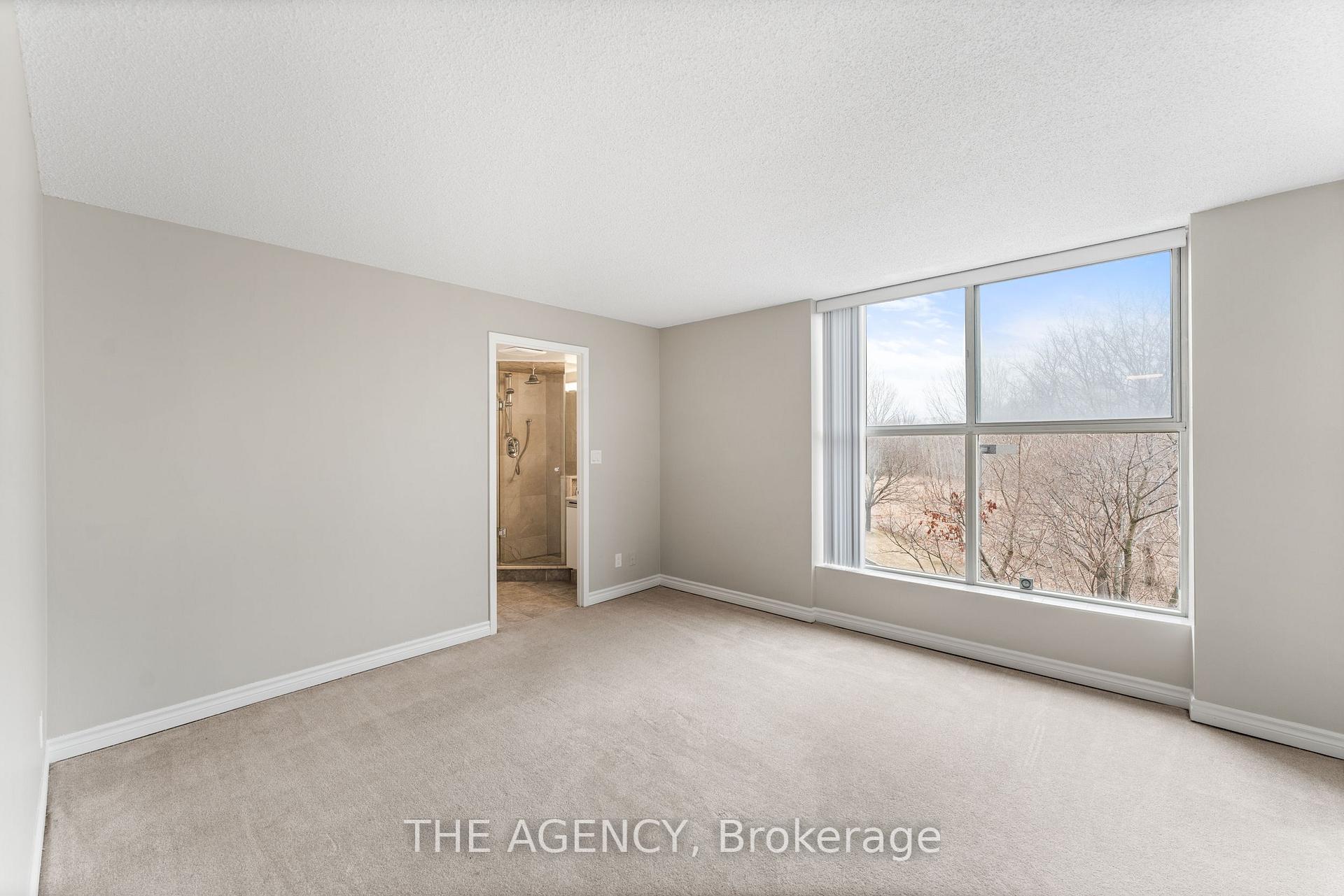 2 Bedrooms Condo at 90 Dale, Toronto For sale