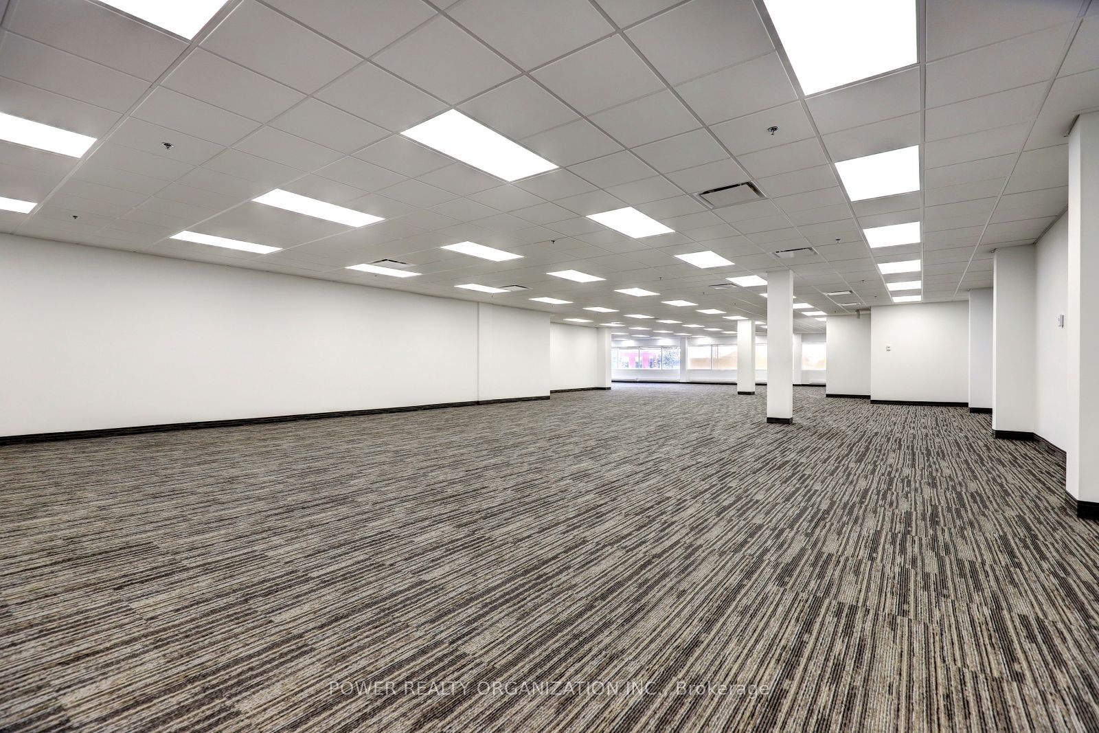 320 Matheson Boulevard W, #209