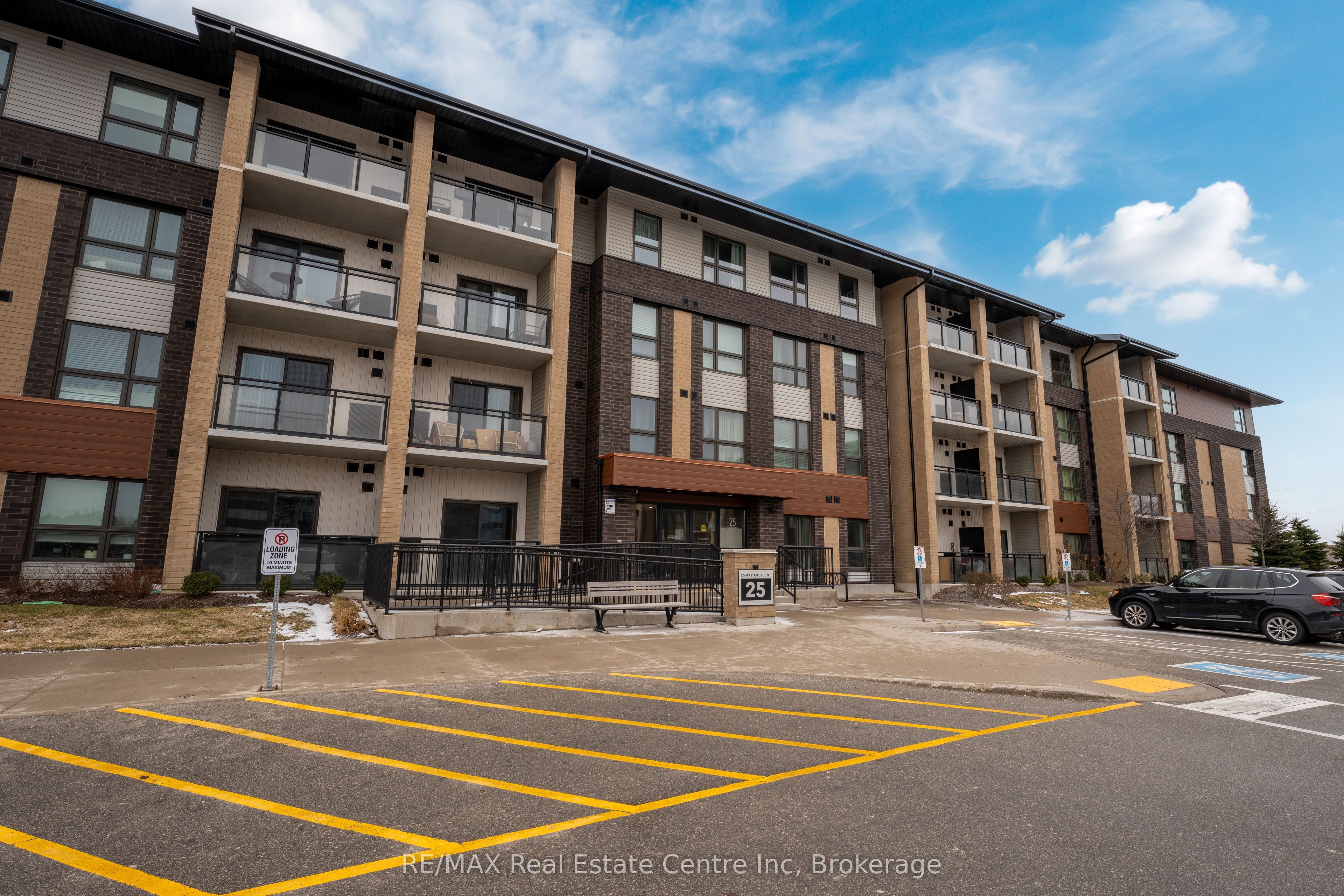 #205 - 25 Kay Crescent, Guelph, ON N1L 1L9