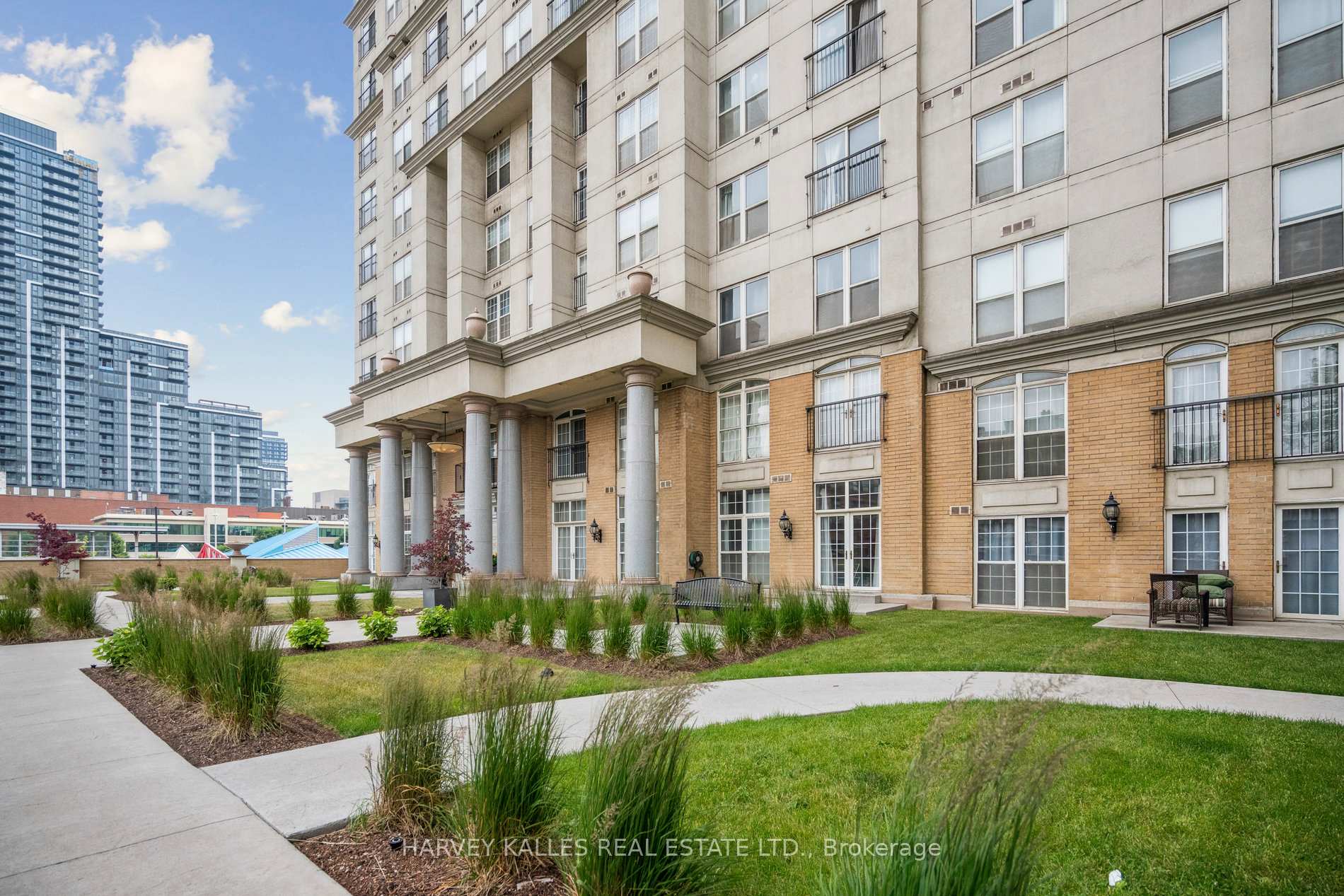 135 James Street S 414