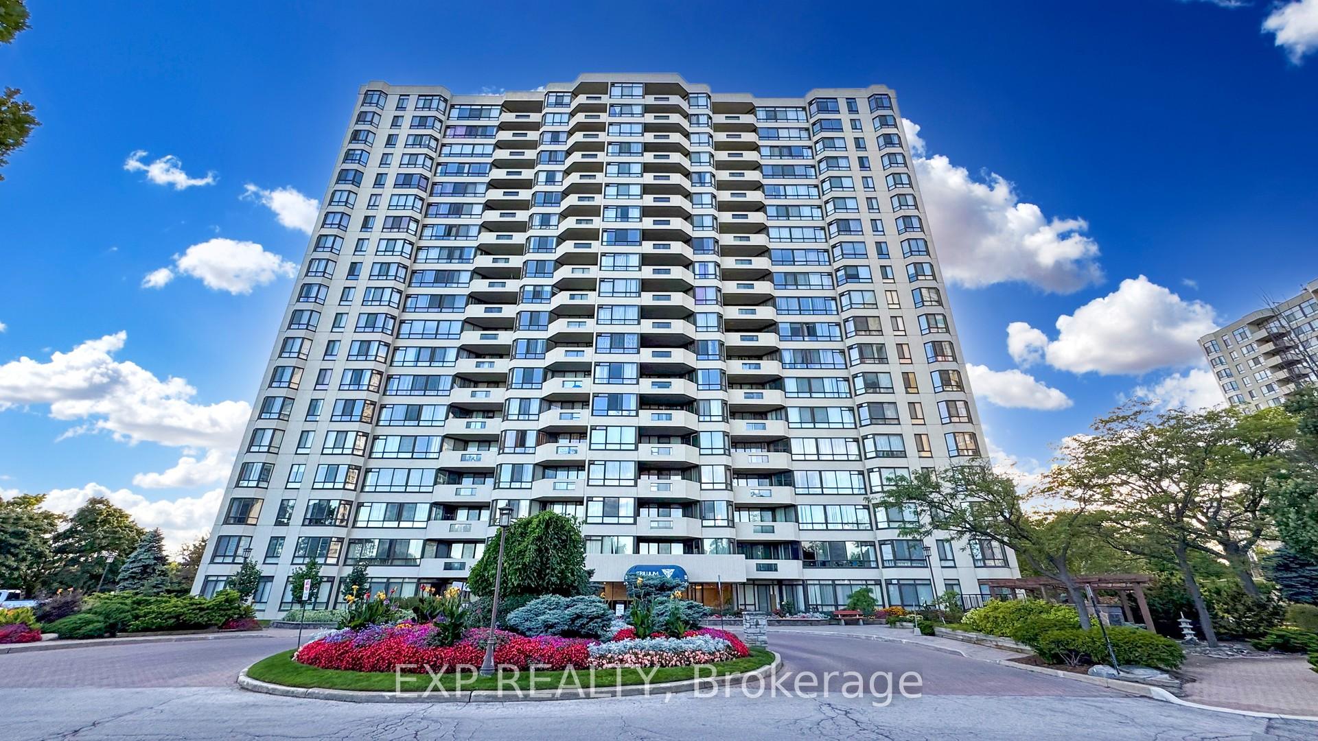 3 Bedrooms Condo at 225 Bamburgh, Toronto For sale