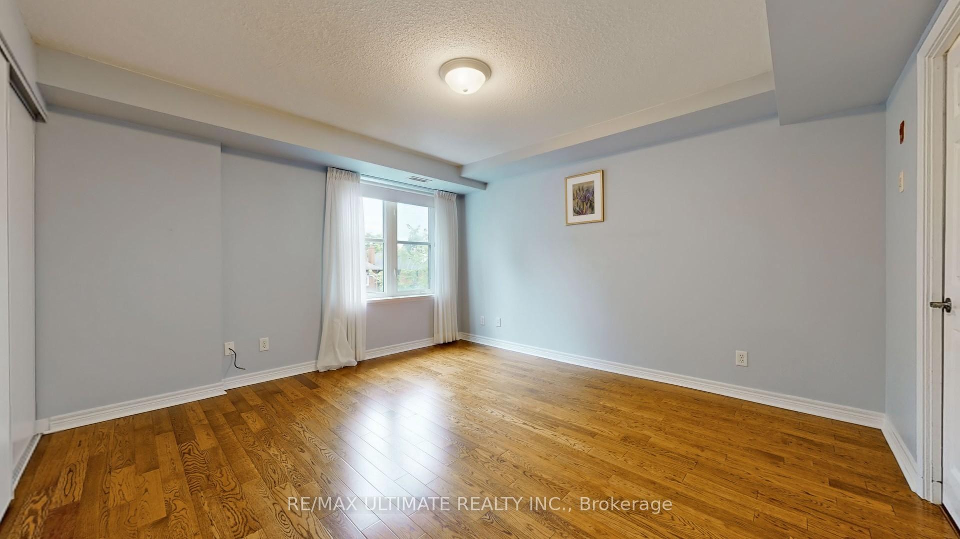 2 Bedrooms Condo at 645 Millwood, Toronto For sale
