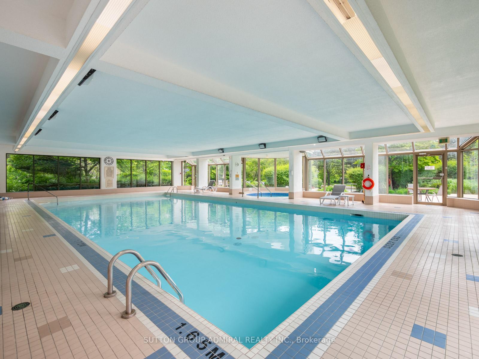 3 Bedrooms Condo at 175 Bamburgh, Toronto For sale
