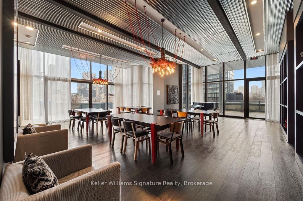 1 Bedroom Condo at 5 St. Joseph, Toronto For sale
