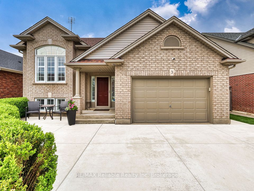 3 Montrose Street, St. Catharines, ON L2S 4A6