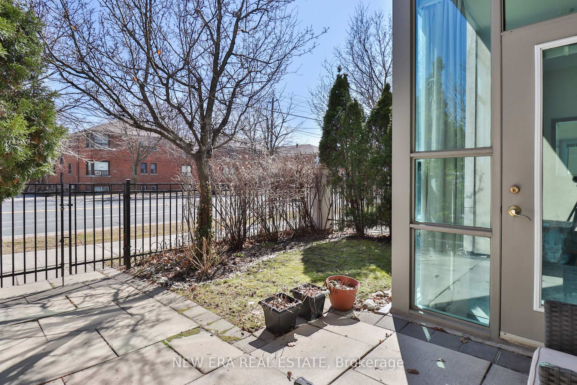 2 Bedrooms Condo at 3830 Bathurst,  Toronto For sale