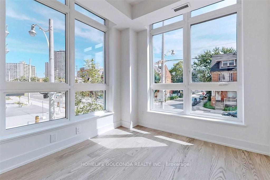 3 Bedrooms Condo at 100 River, Toronto For sale