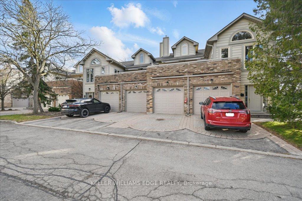2 Bedrooms Condo at 3230 New,  Burlington For sale