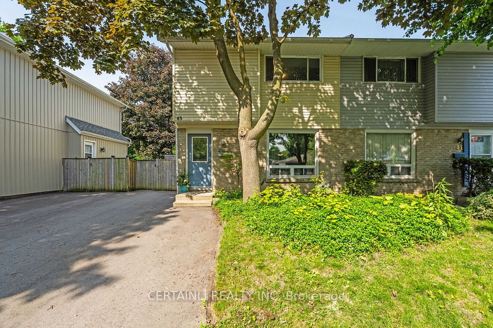 43 Ranchwood
