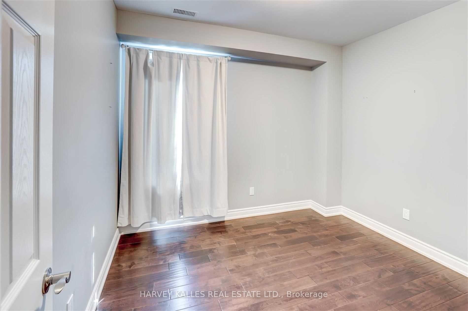 58 Sandford Avenue