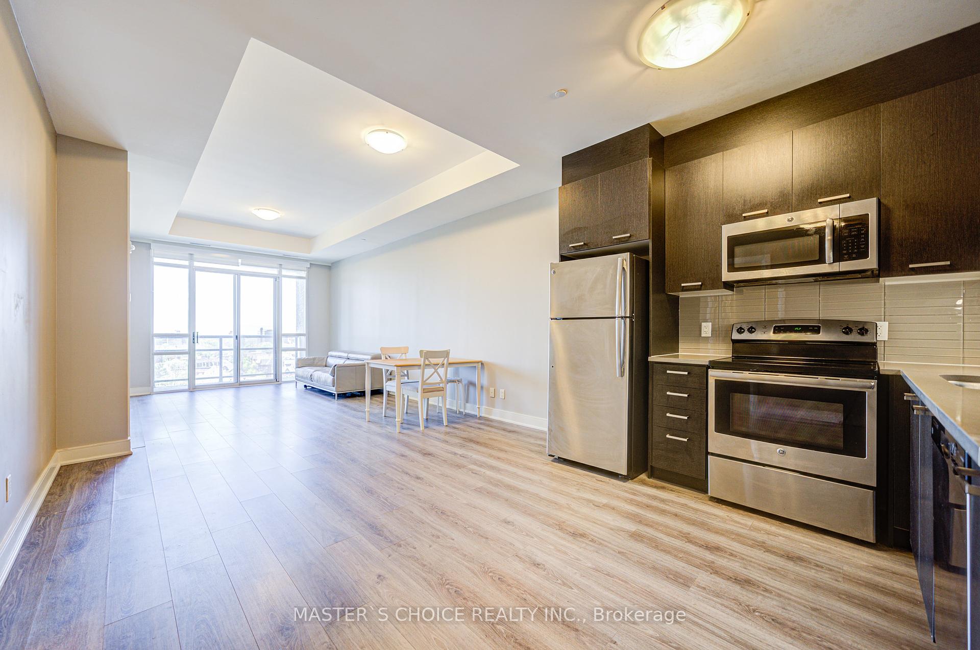 2 Bedrooms Condo at 150 Main, Hamilton For sale