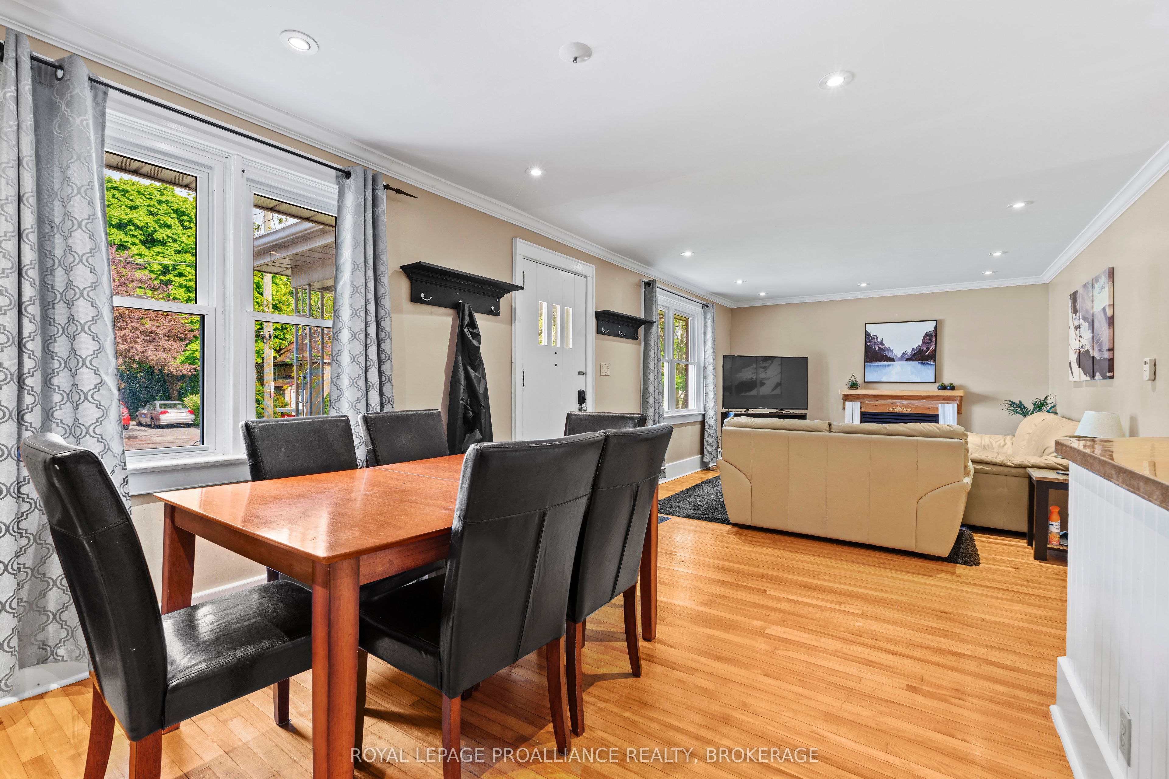 168 MacDonnell Street