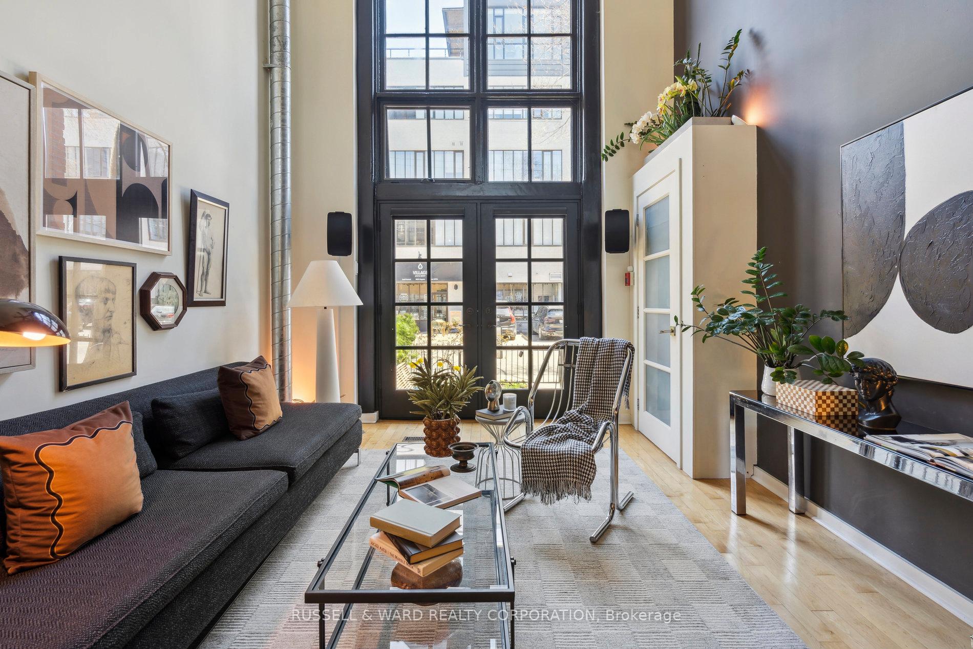 2 Bedrooms Condo at 394 Euclid,  Toronto For sale