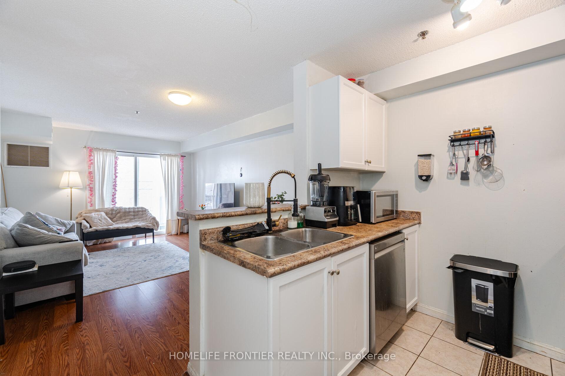 2 Bedrooms Condo at 5225 Finch,  Toronto For sale