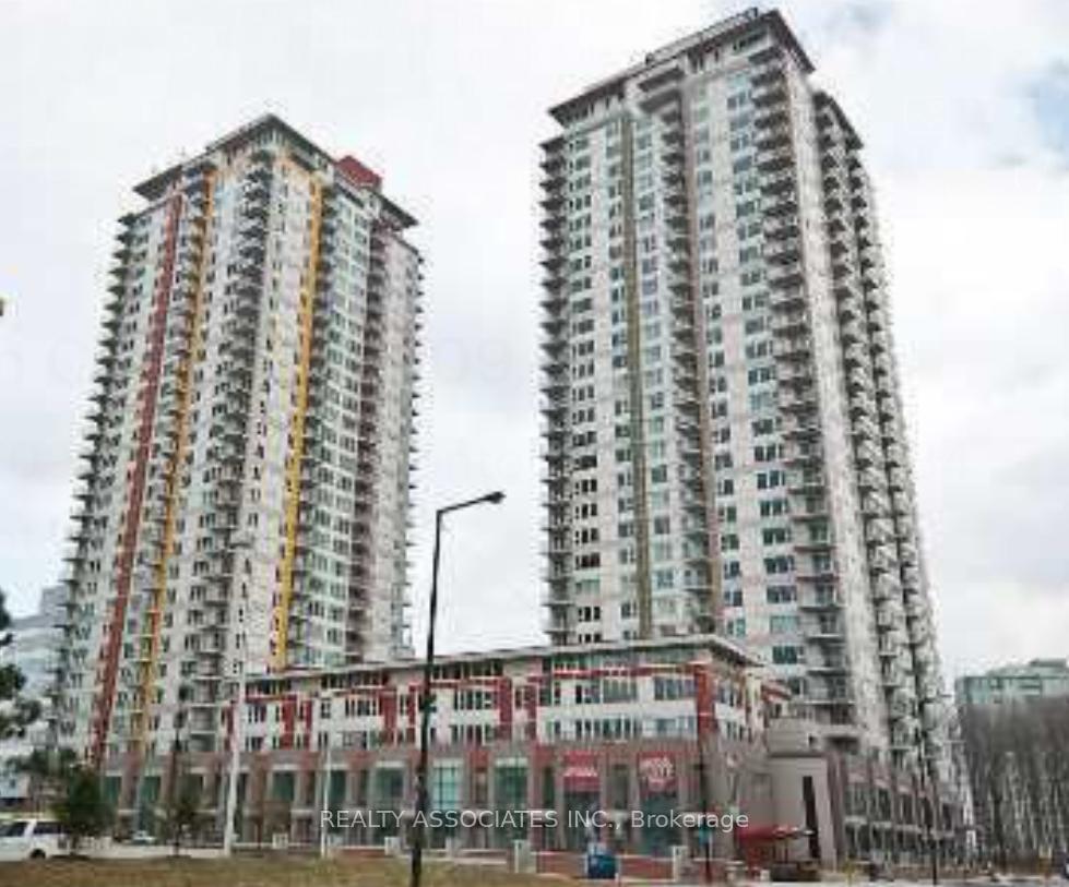 2 Bedrooms Condo at 25 Town Centre, Toronto For sale