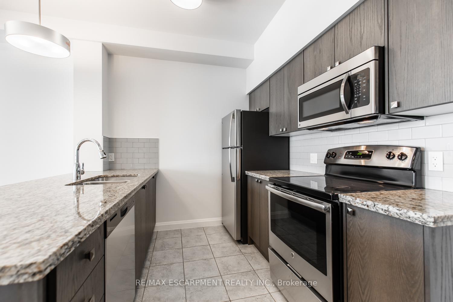 1 Bedroom Condo at 112 King,  Hamilton For sale