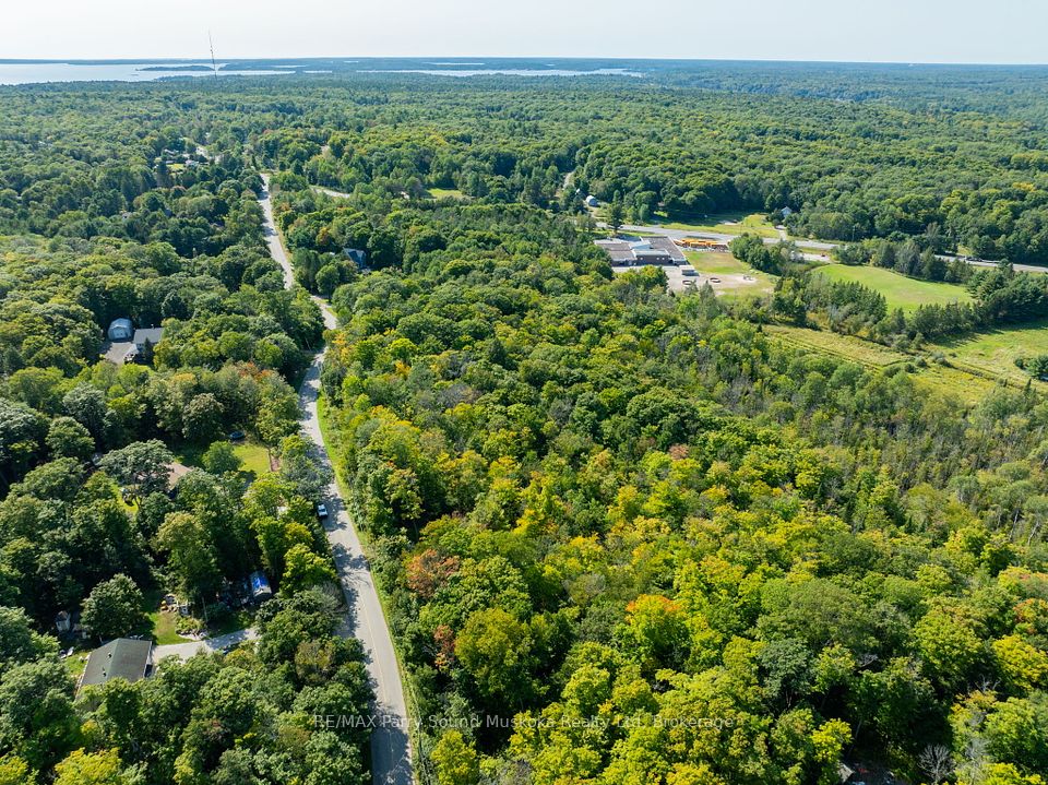18 BURNSIDE BRIDGE Road, McDougall, ON P2A 2W9