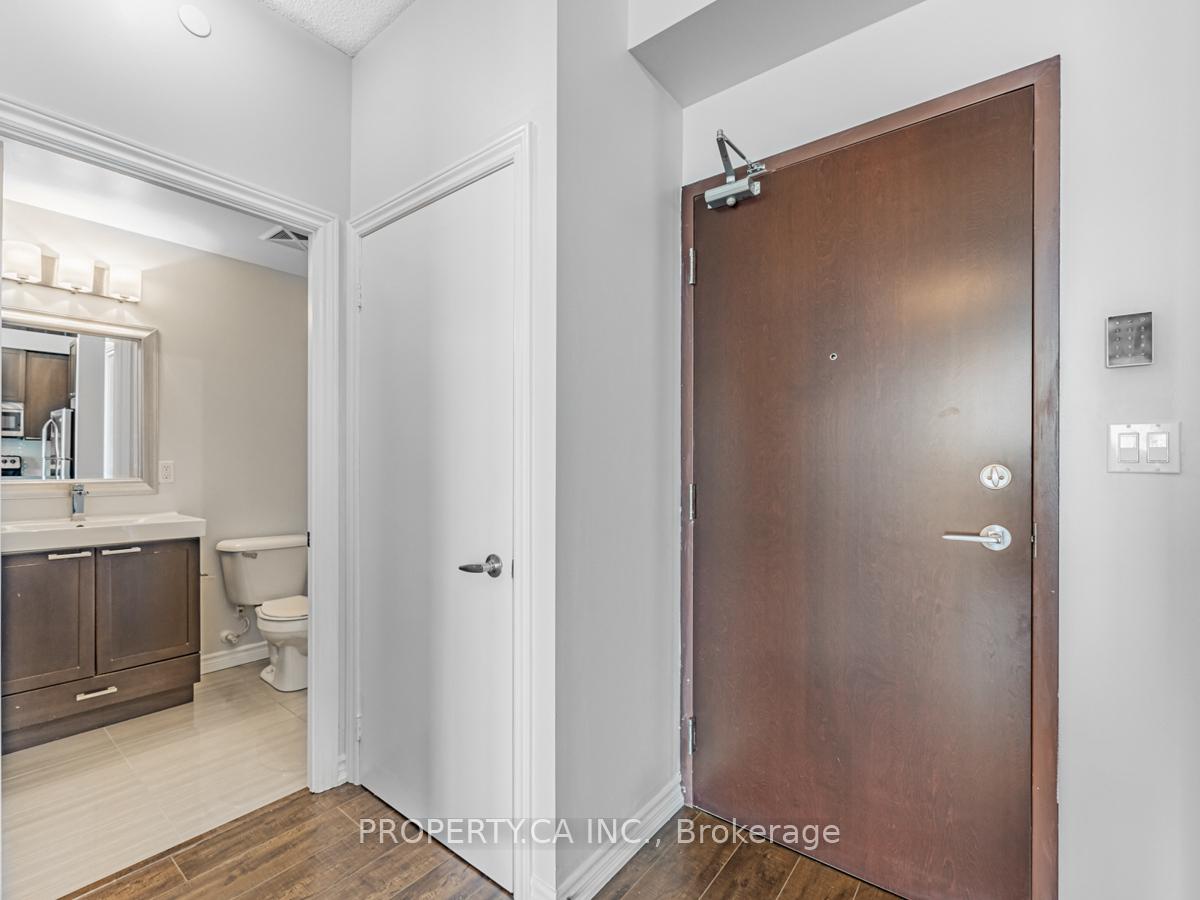 2 Bedrooms Condo at 1328 Birchmount, Toronto For sale