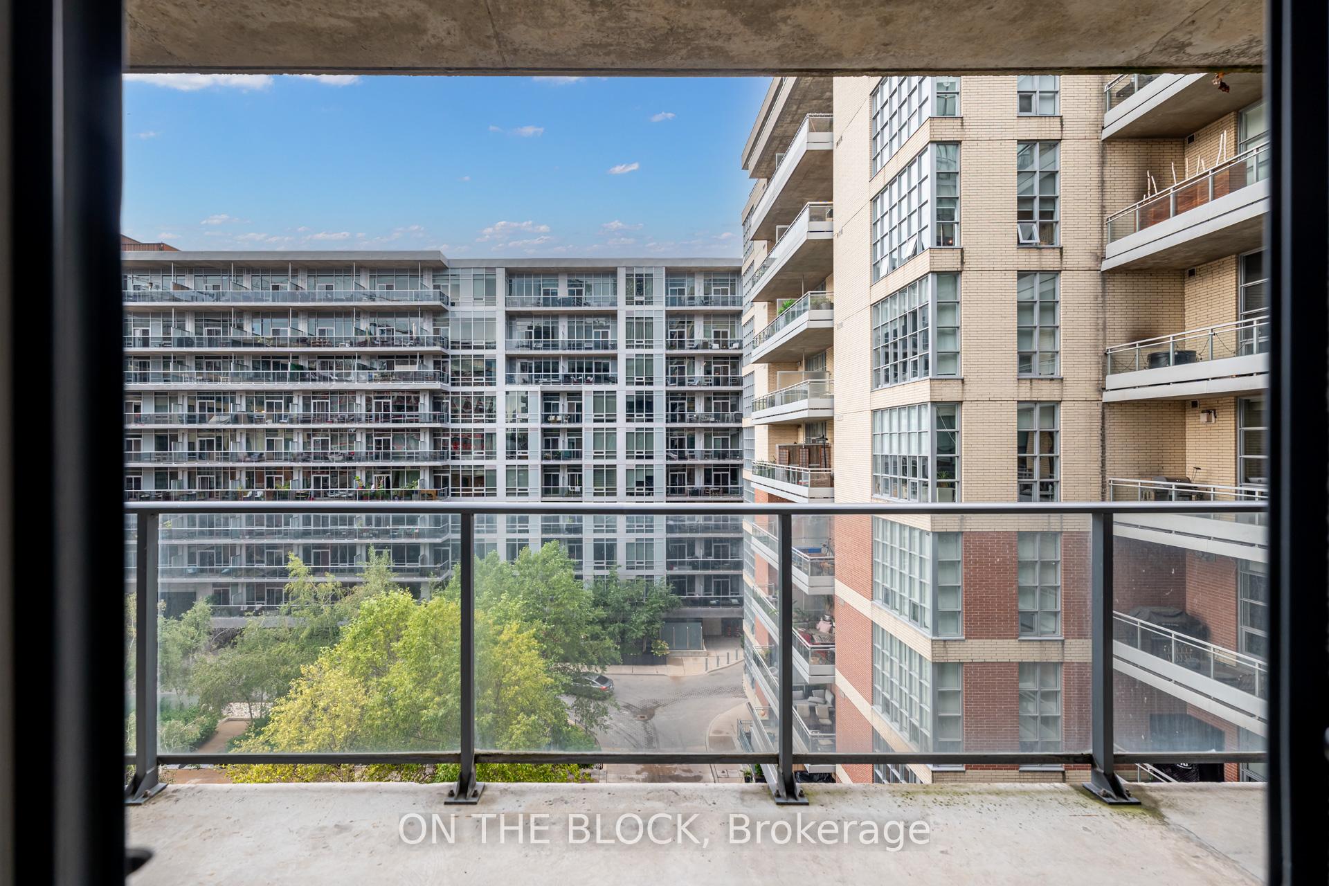 1 Bedroom Condo at 478 King,  Toronto For sale