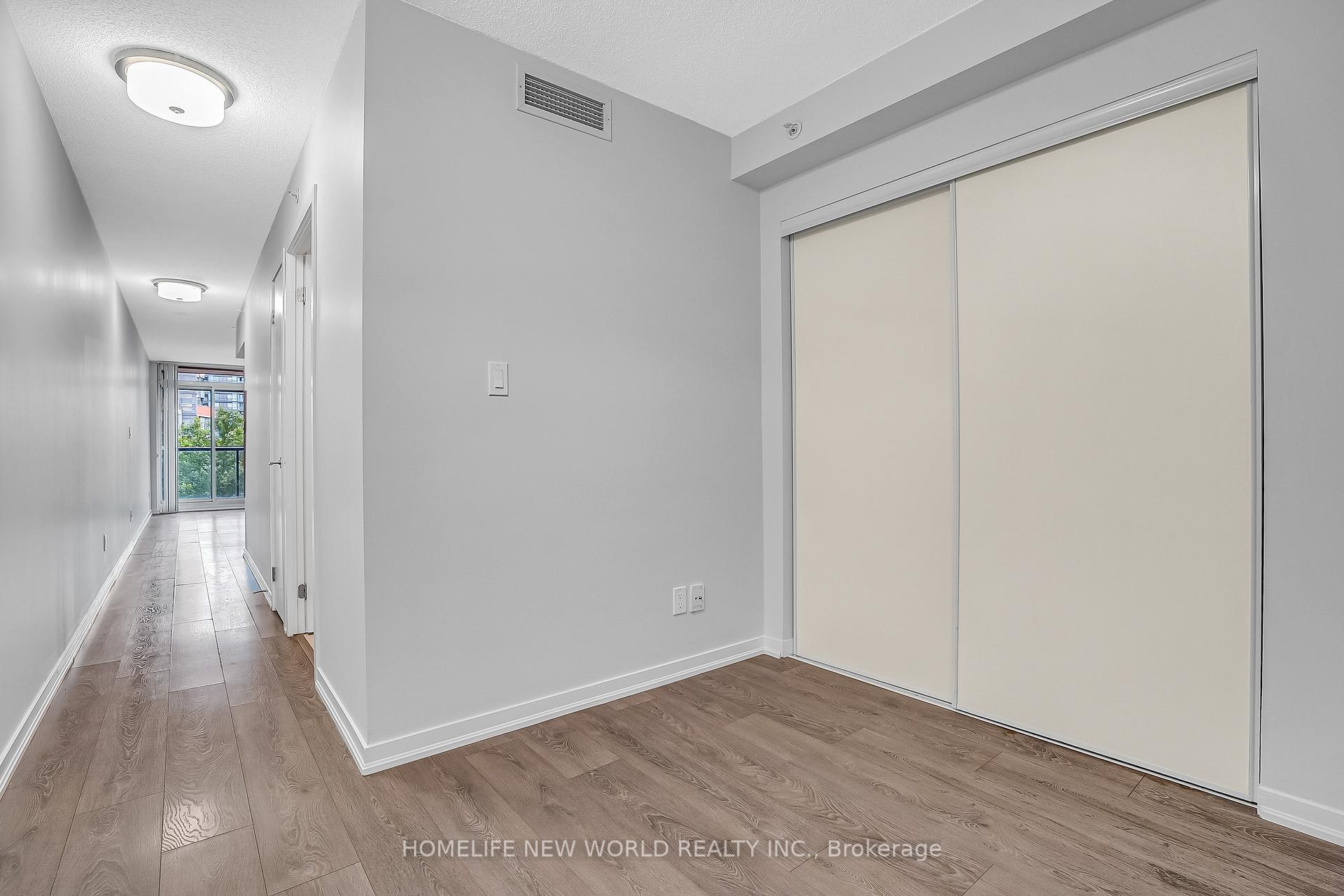 2 Bedrooms Condo at 68 Abell, Toronto For sale