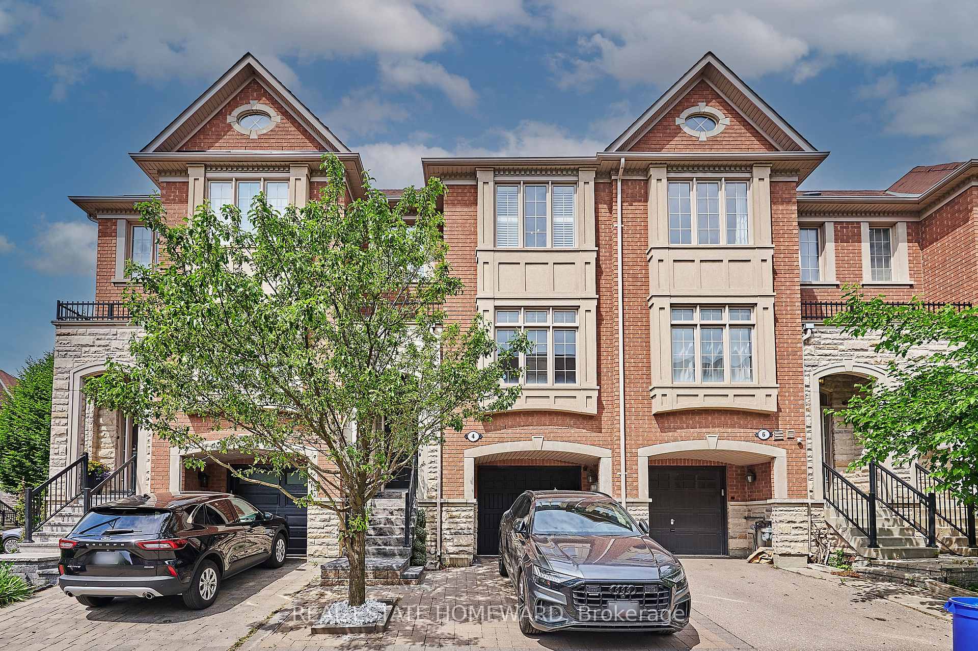 4 Isaac Devins Avenue, Vaughan, ON L4L 0A4